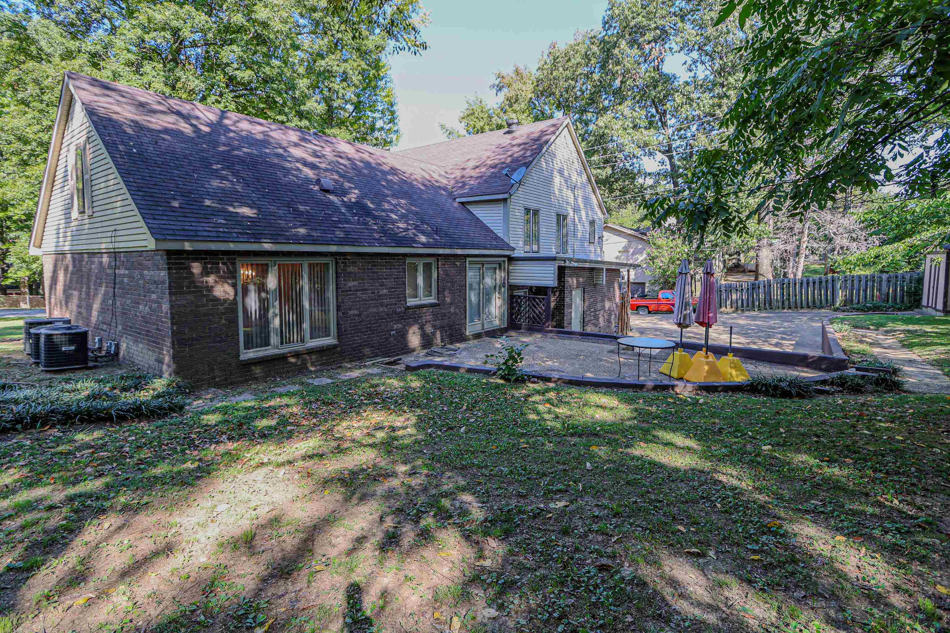 2318  Redbud Dr  Jonesboro, AR