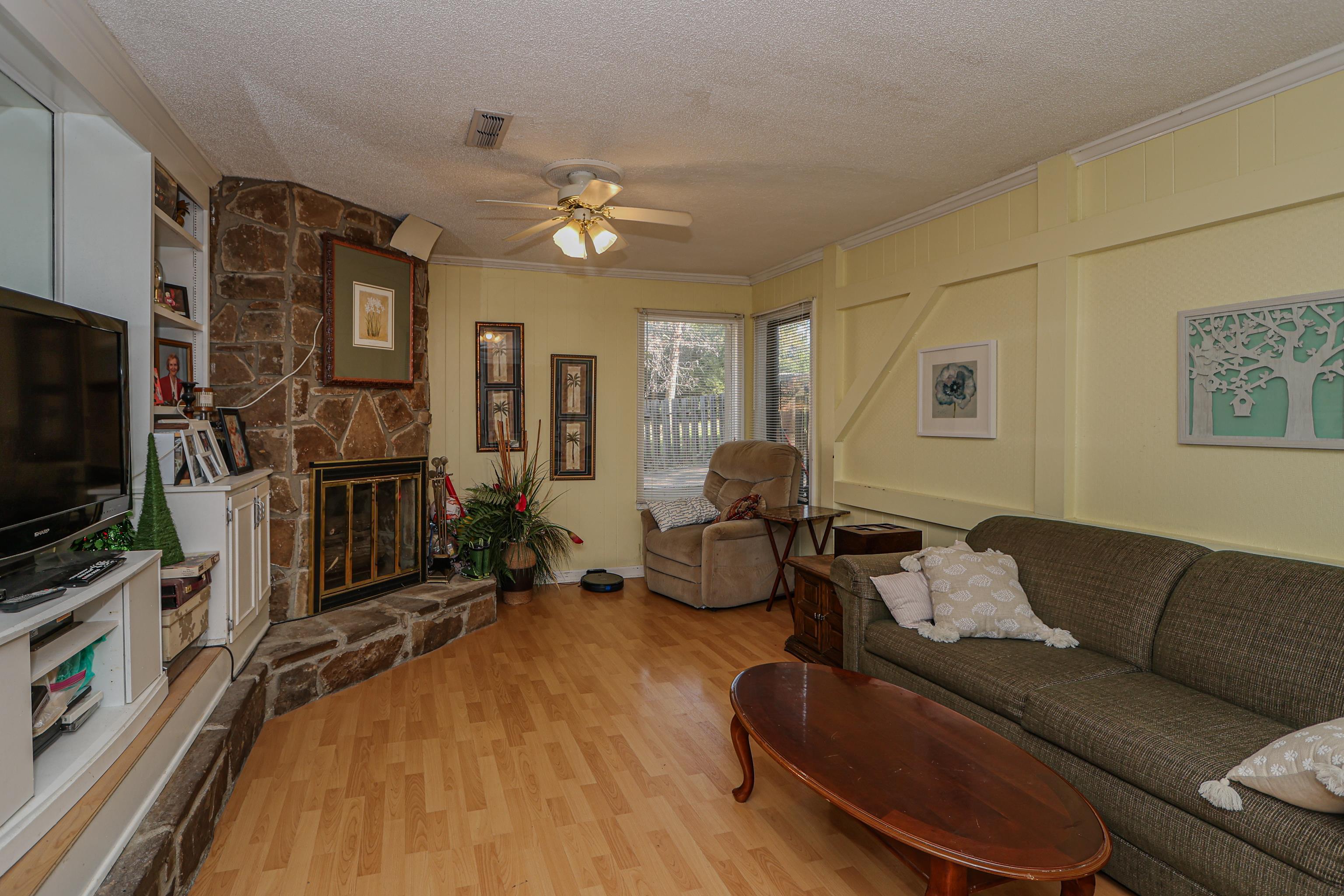 2318  Redbud Dr  Jonesboro, AR