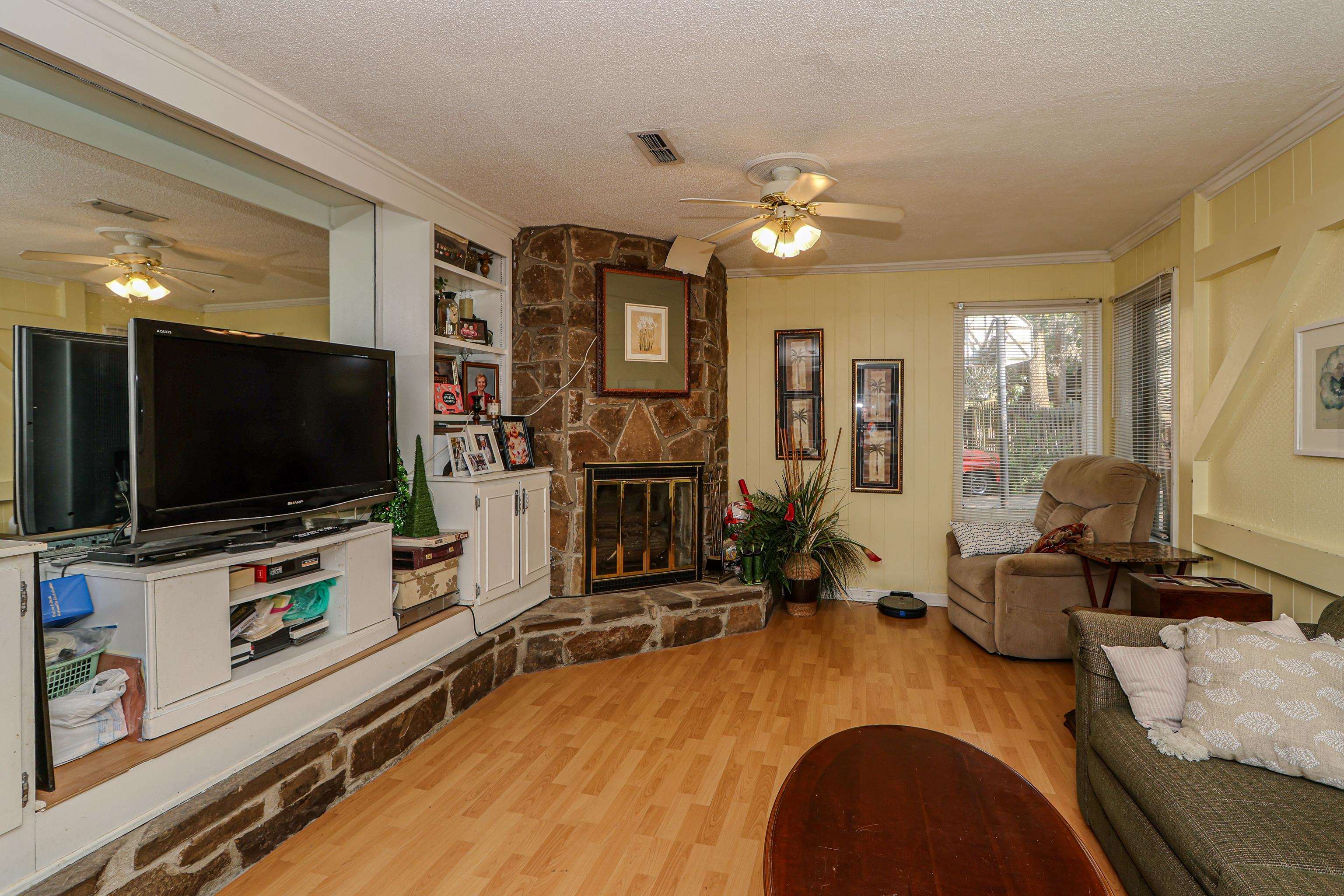 2318  Redbud Dr  Jonesboro, AR