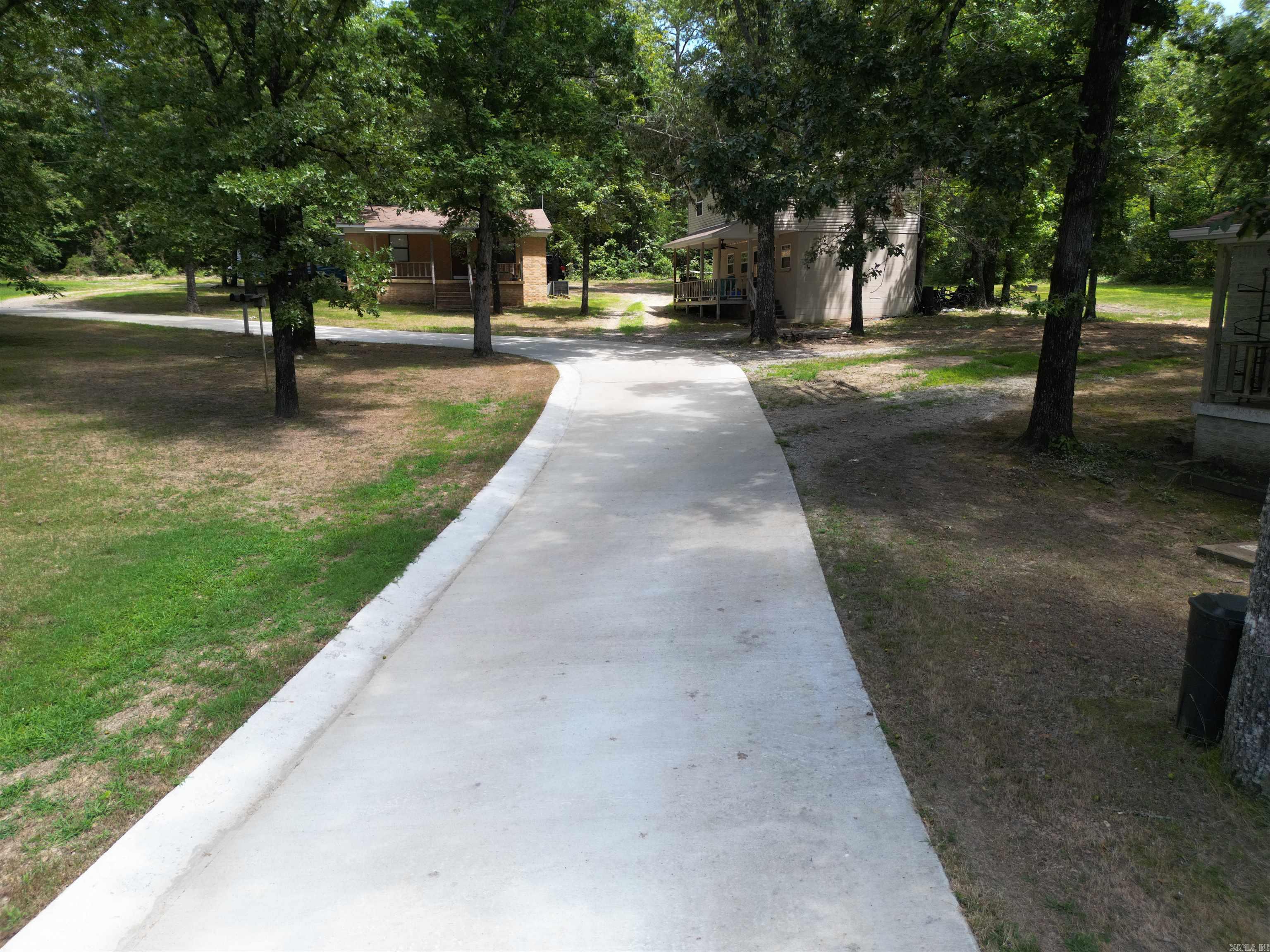 9076 EDGEMONT Road Greers Ferry, AR 72067