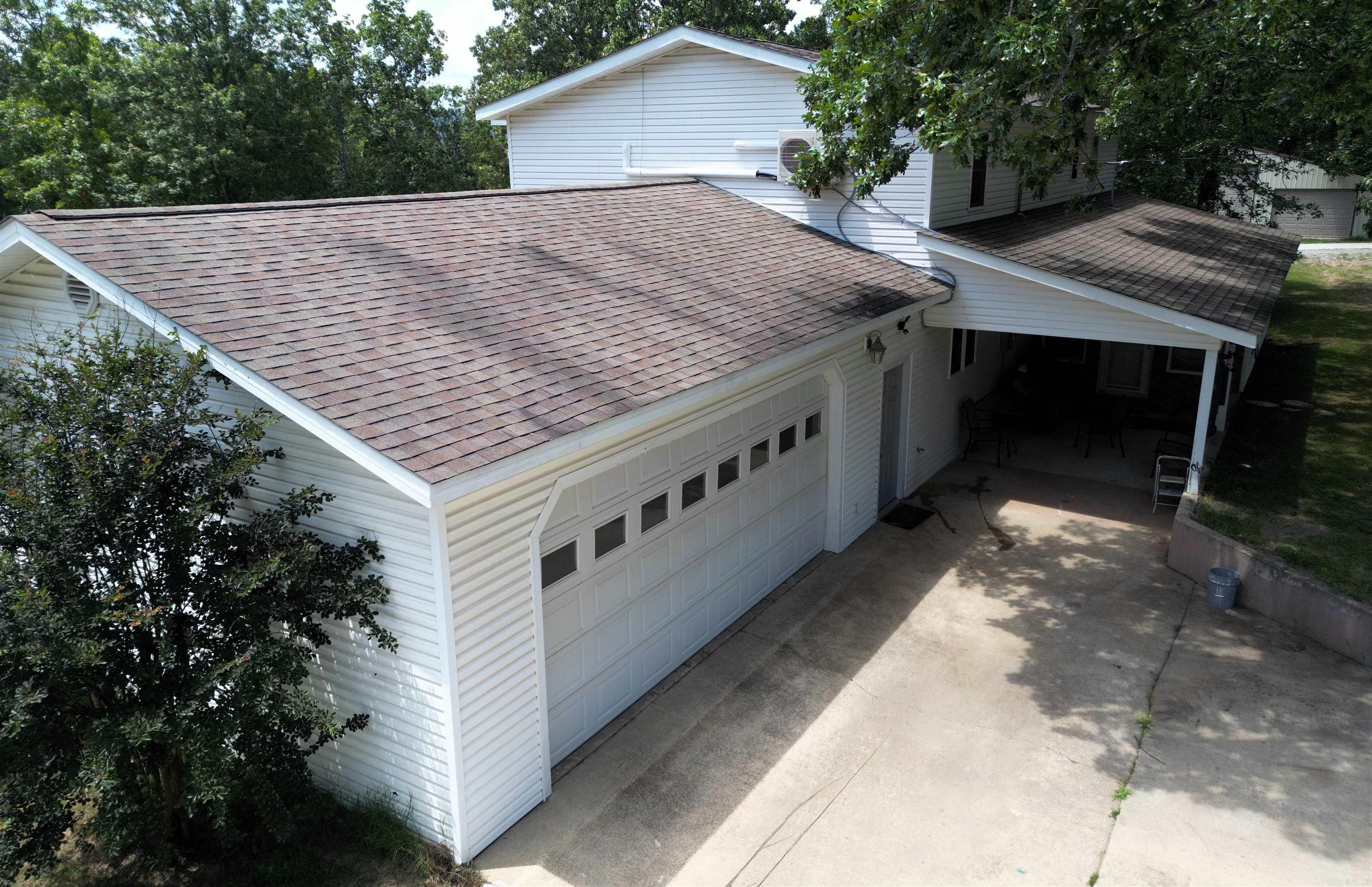 9076 EDGEMONT Road Greers Ferry, AR 72067