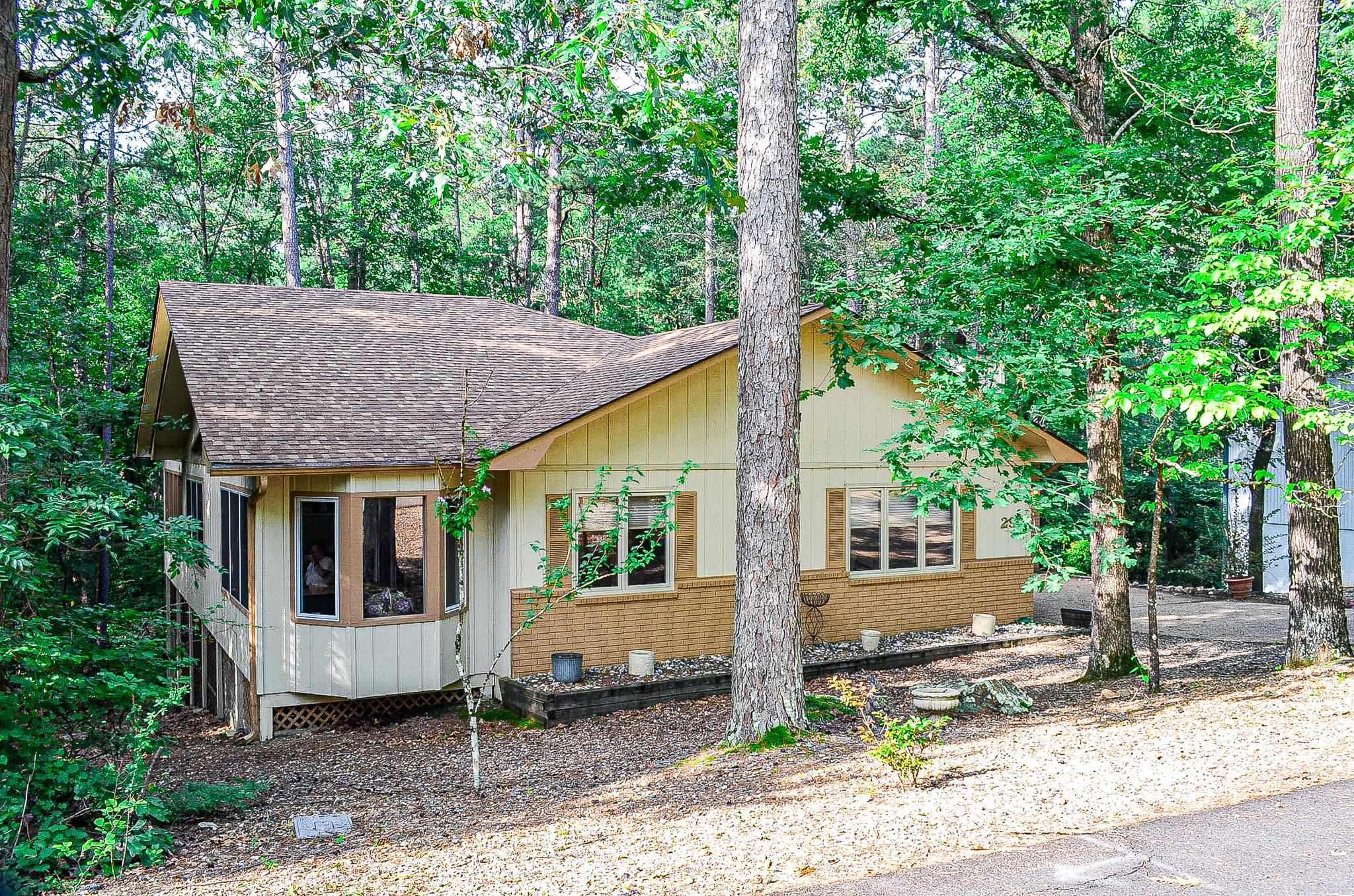 29  Salobrena Way  Hot Springs Village, AR