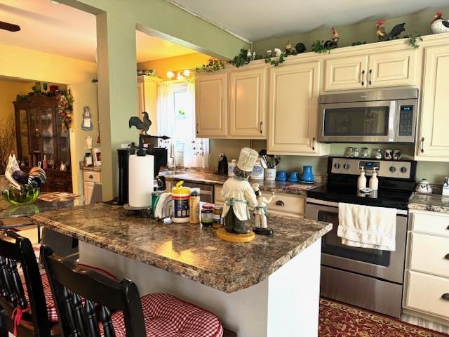 877 Highway 63 Williford, AR 72482-7105