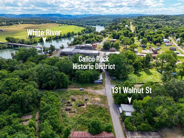131  Walnut  Calico Rock, AR