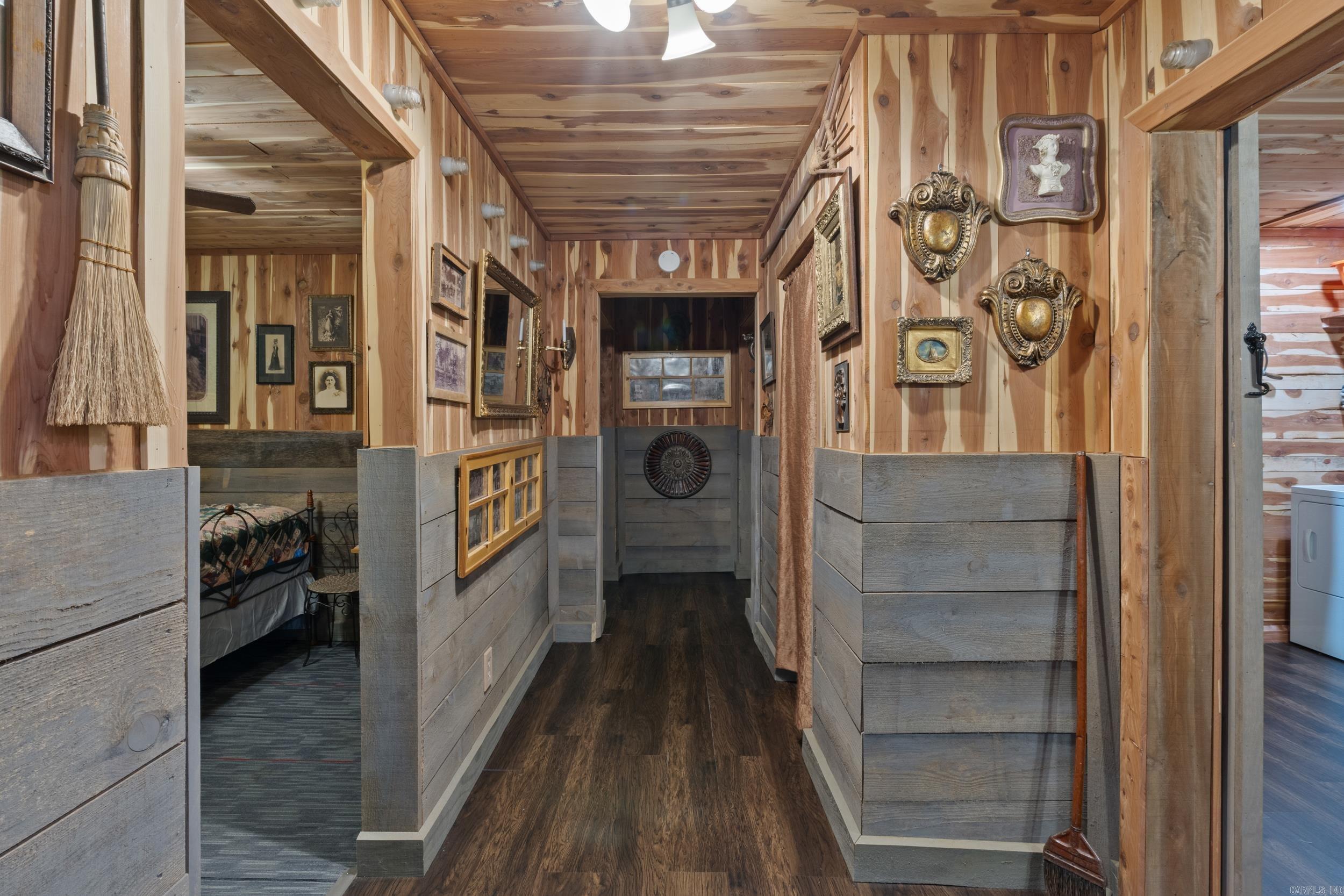 131  Walnut  Calico Rock, AR