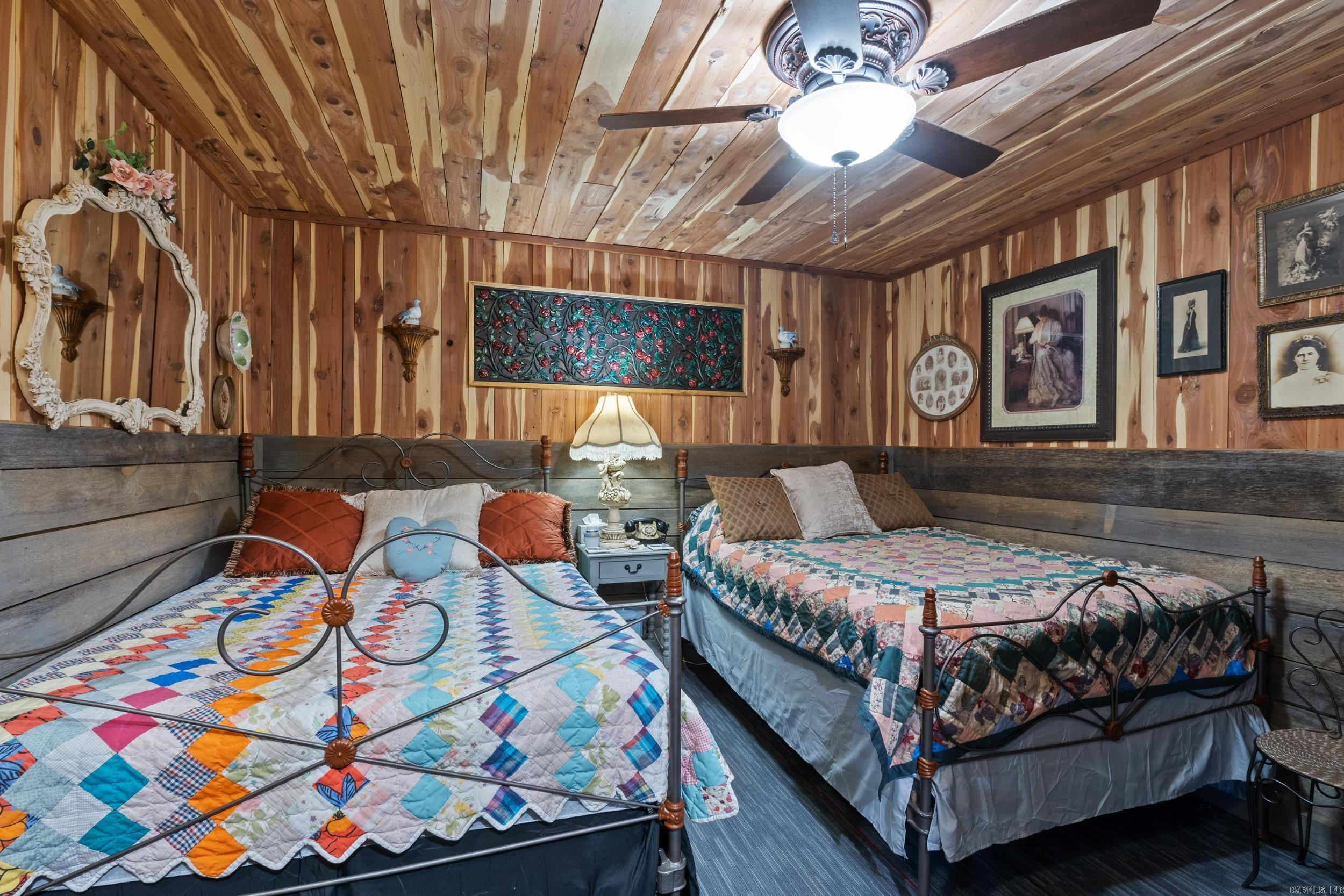 131  Walnut  Calico Rock, AR