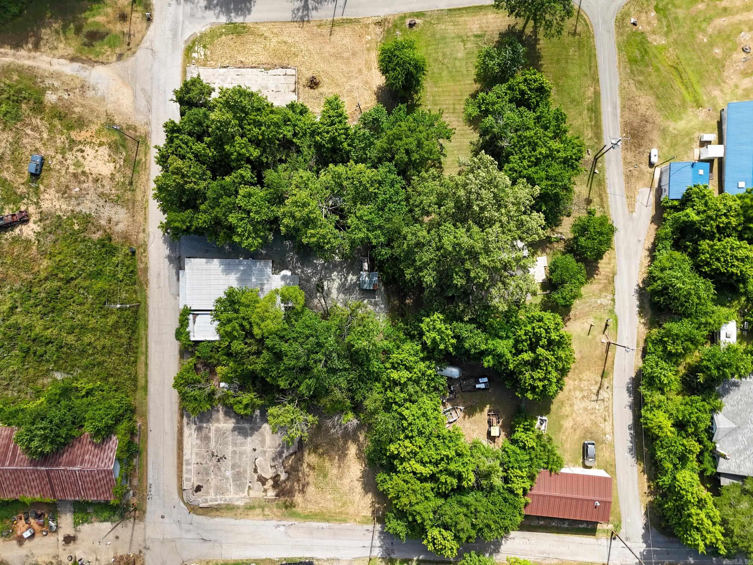131  Walnut  Calico Rock, AR
