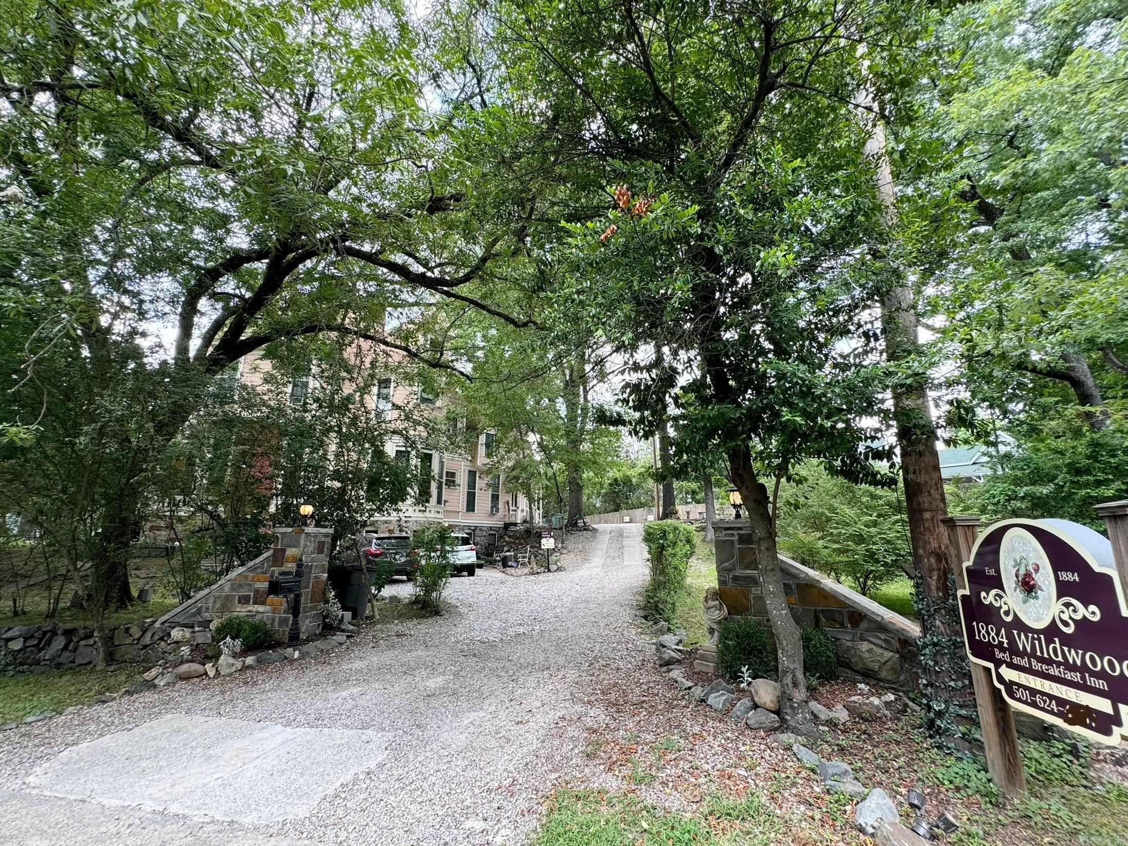 808  Park  Hot Springs, AR