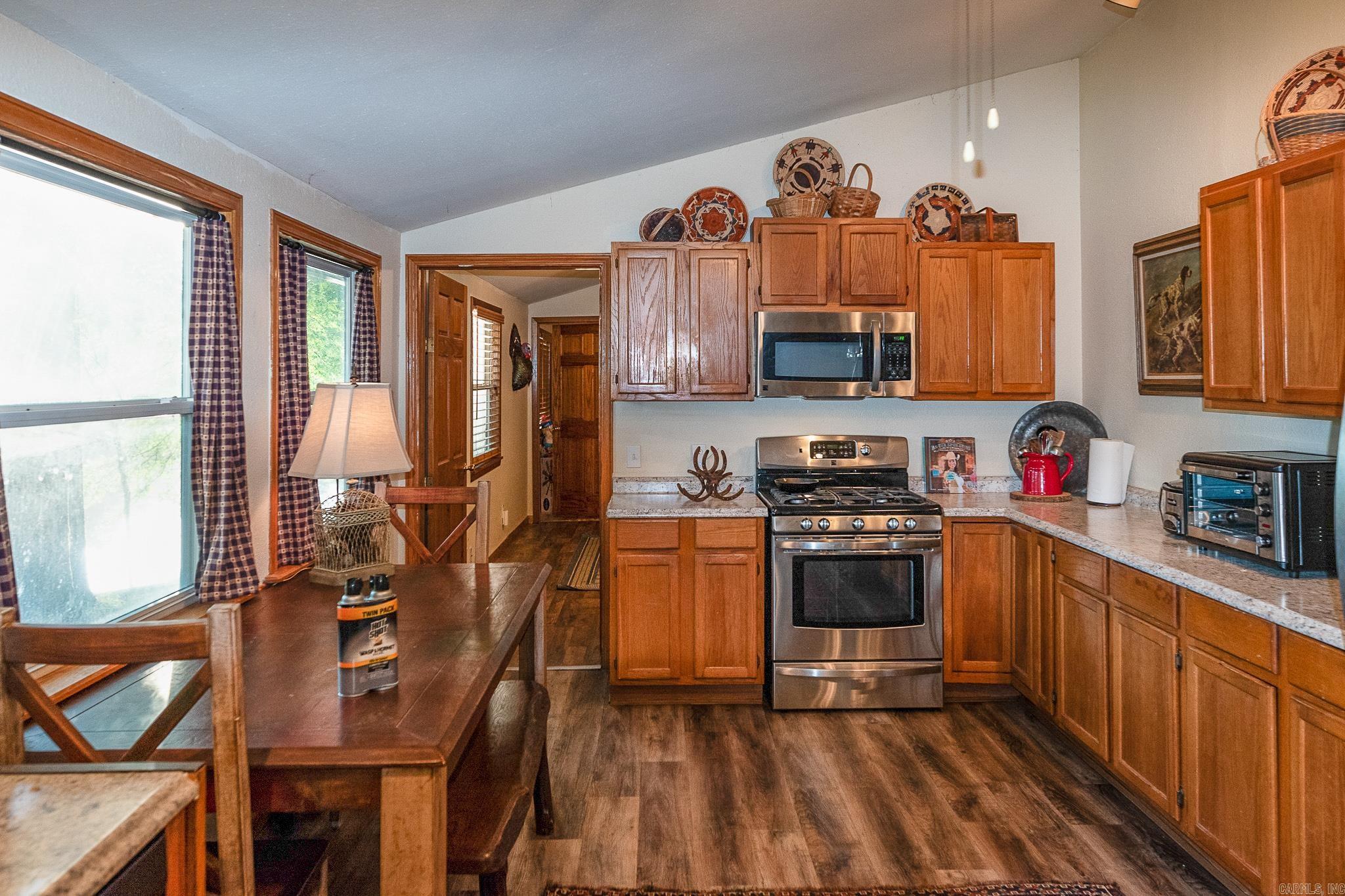 343  Almond Rd  Gillham, AR
