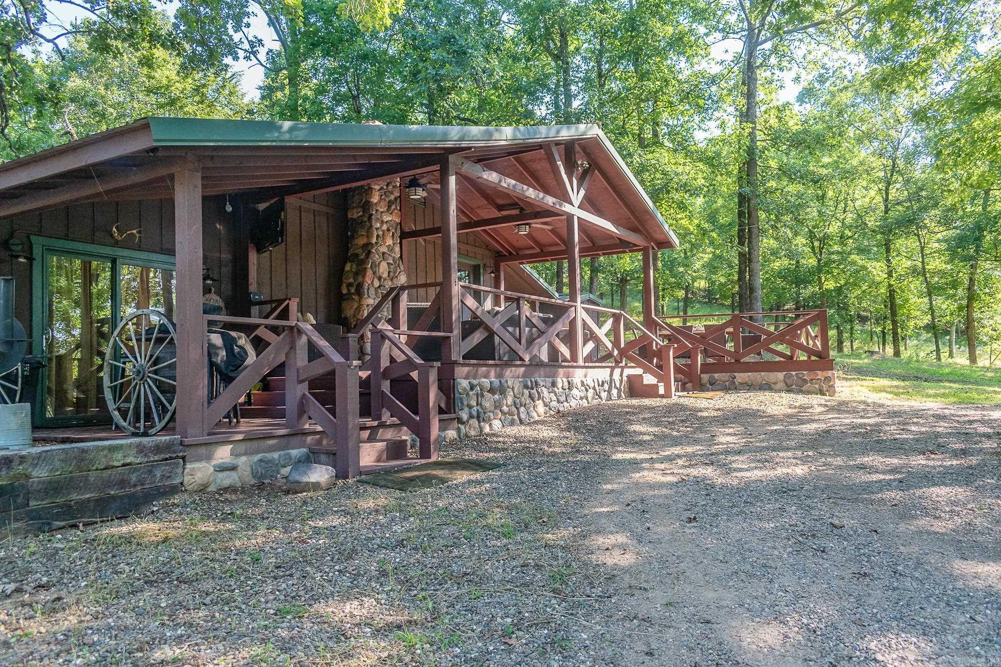 343  Almond Rd  Gillham, AR