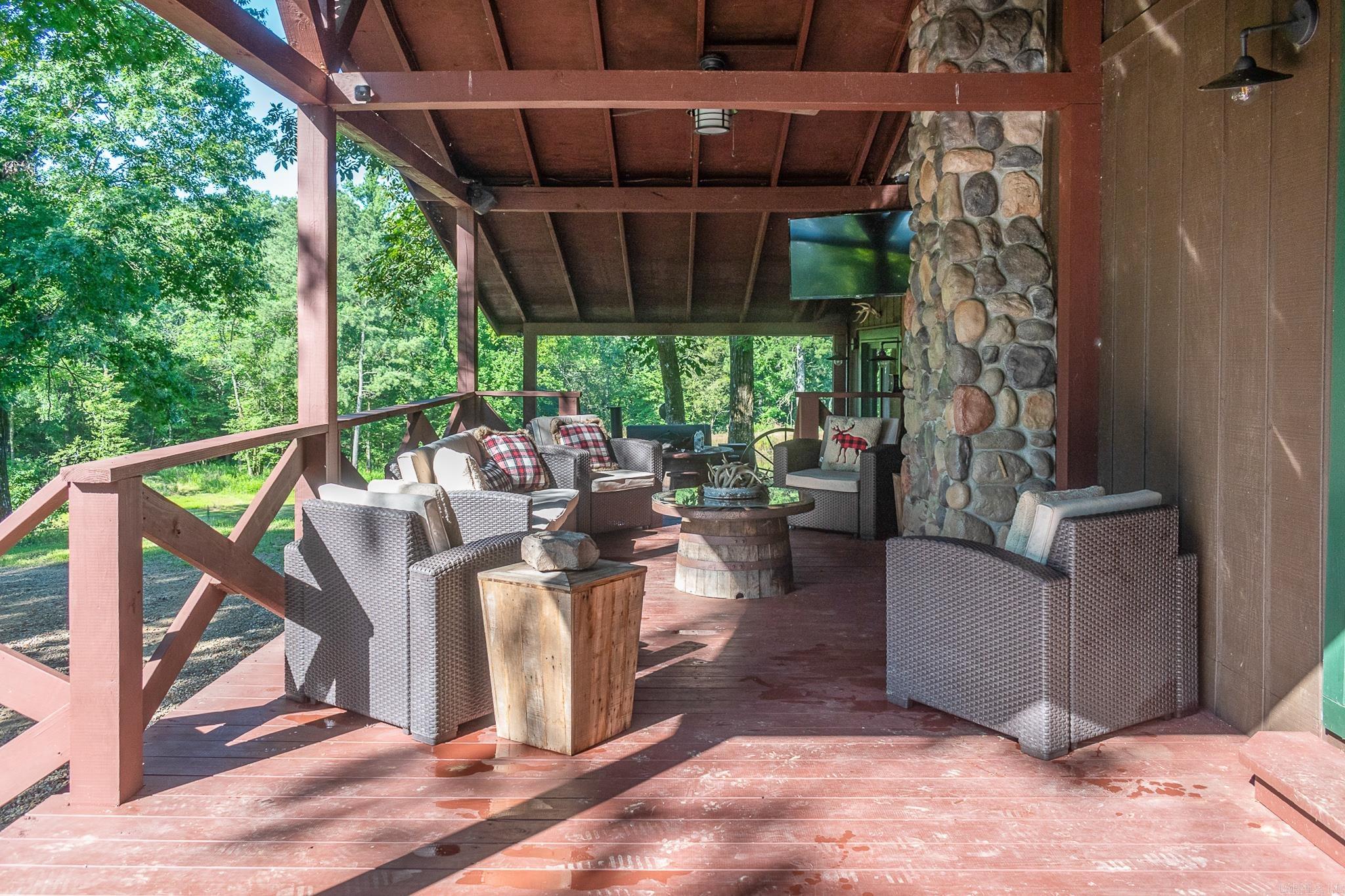 343  Almond Rd  Gillham, AR