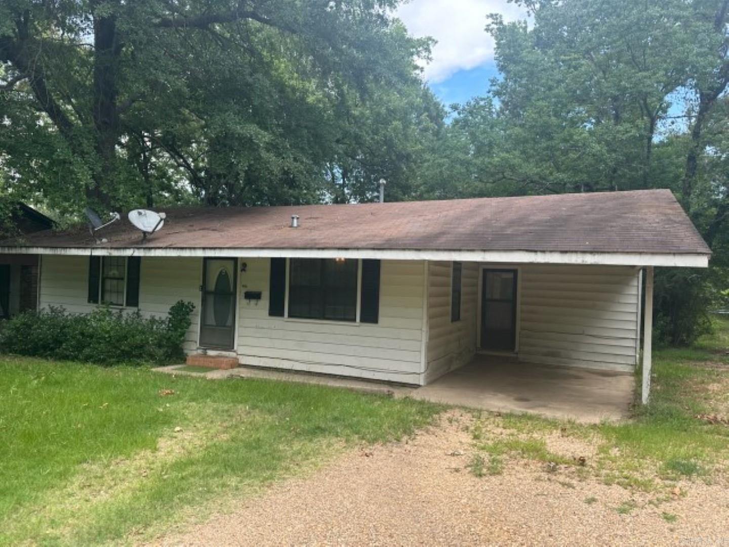 404 S Oak Street  Fordyce, AR
