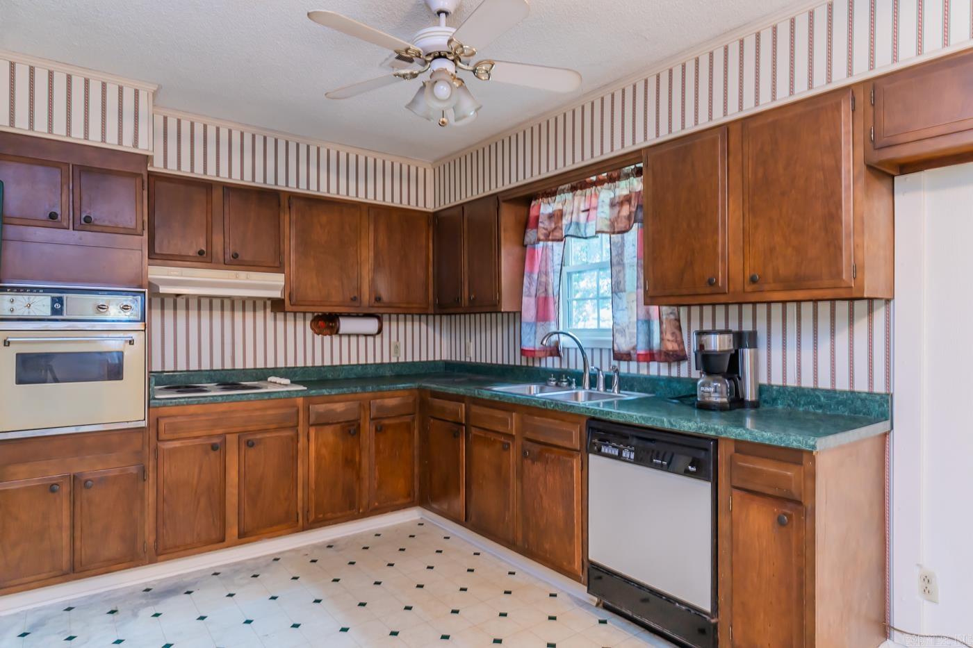 237  County Road 882  Caraway, AR