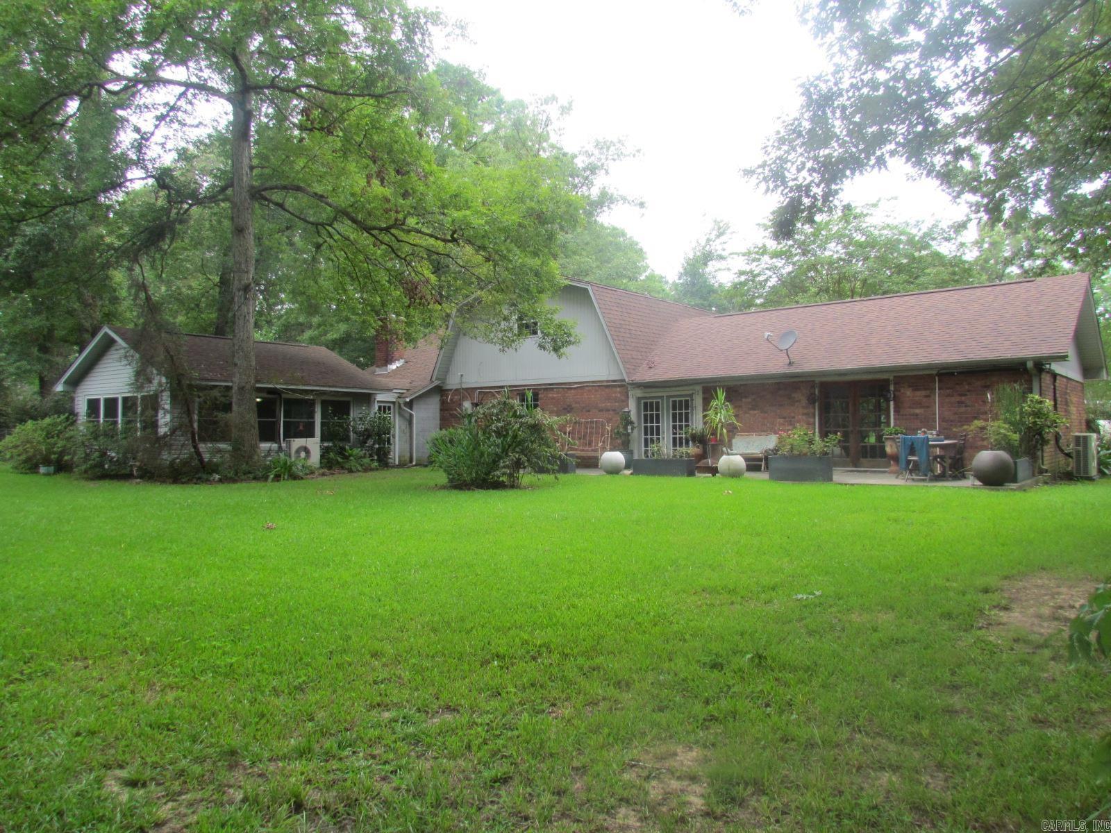 107  Magnolia Circle  Crossett, AR