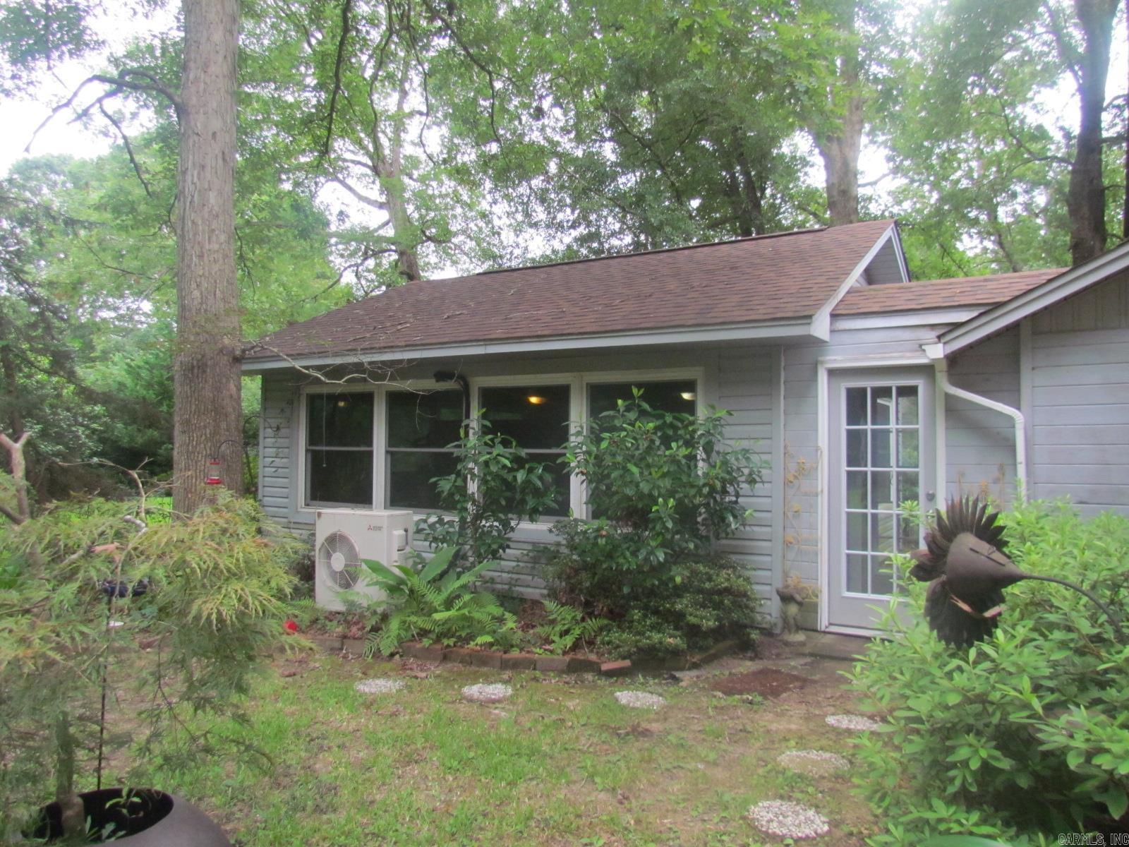 107  Magnolia Circle  Crossett, AR