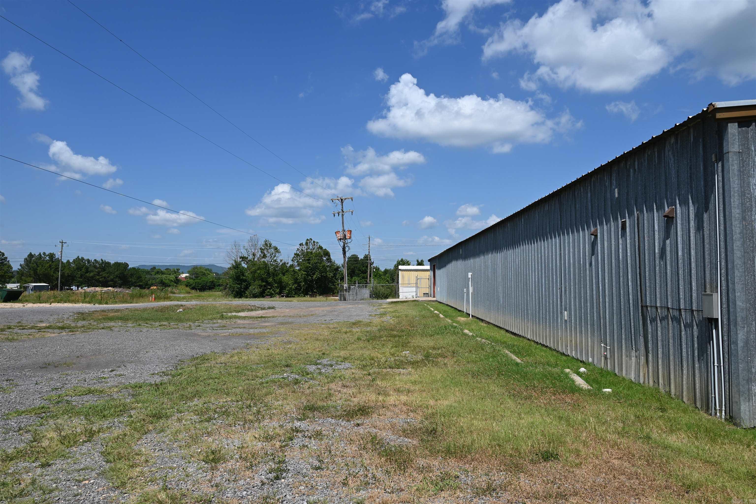 100 TILLCO Marshall, AR 72650