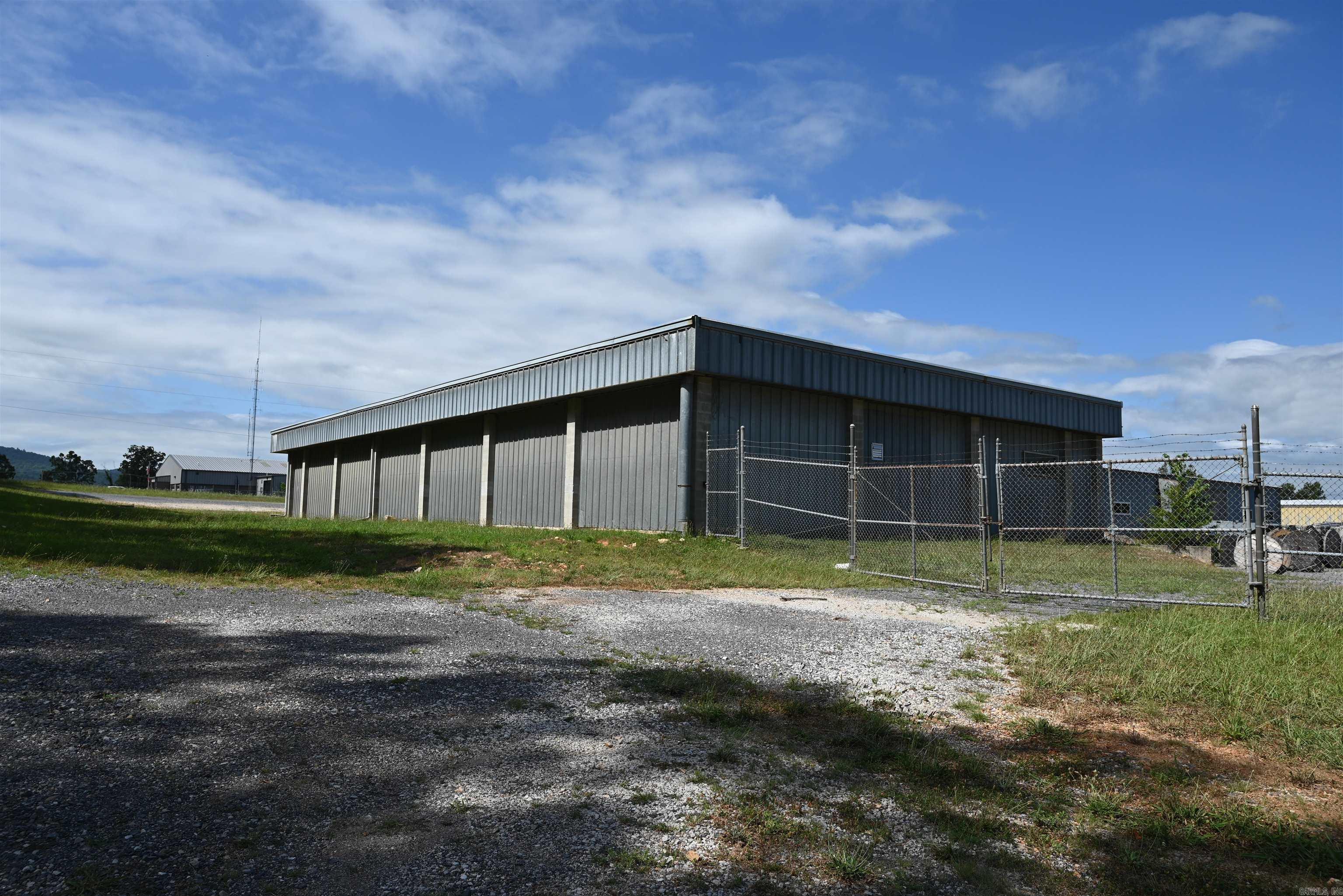 100 TILLCO Marshall, AR 72650
