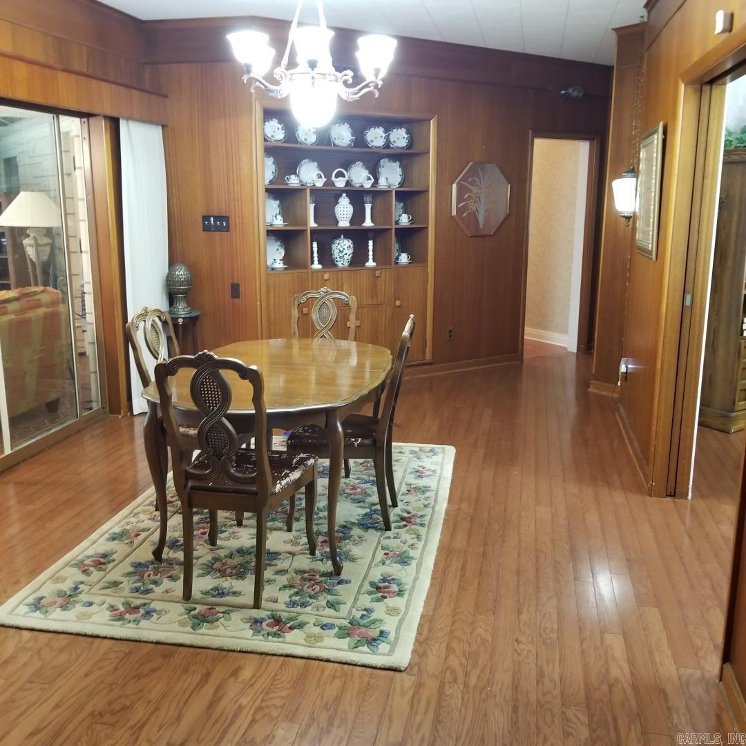 1618  Circle Dr  Malvern, AR