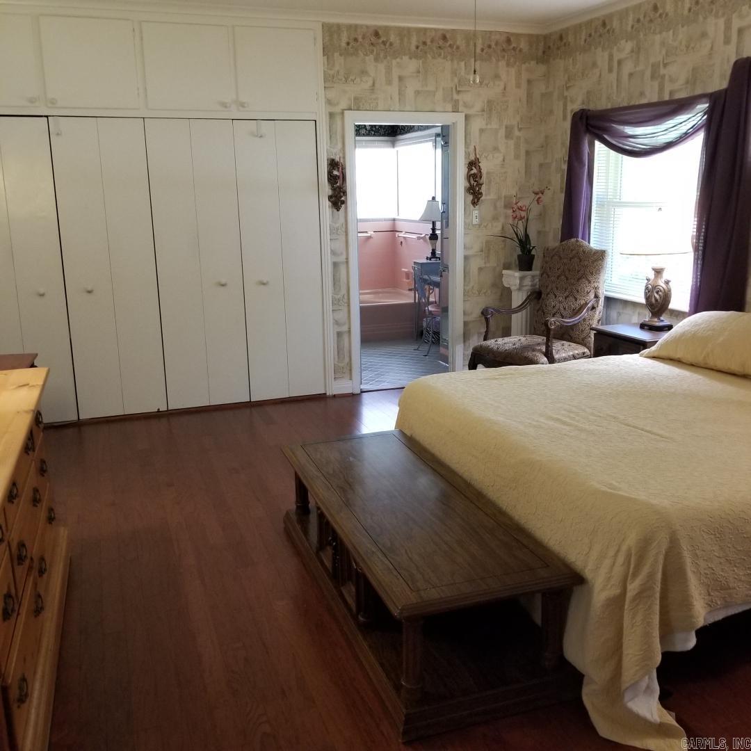 1618  Circle Dr  Malvern, AR