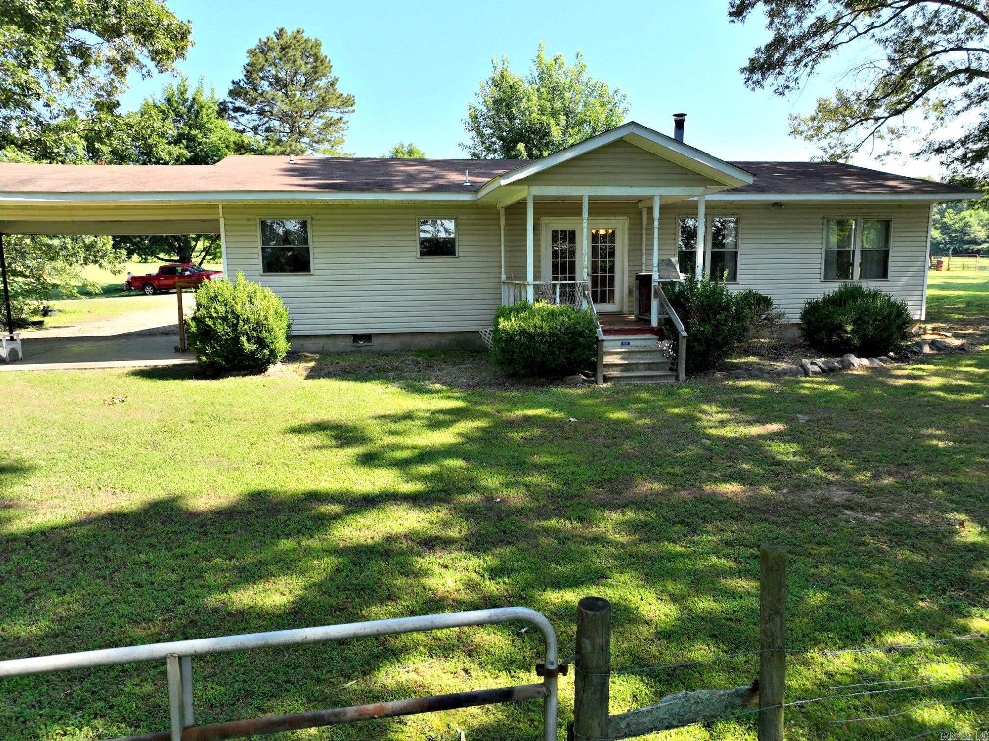 132  Deshong Lane  Mena, AR