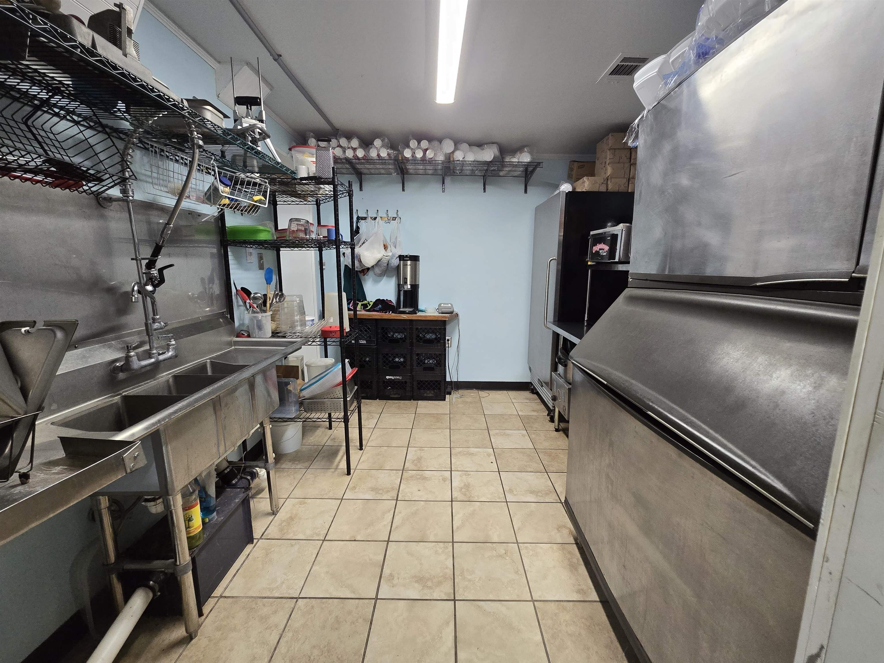302 E Main  Hardy, AR