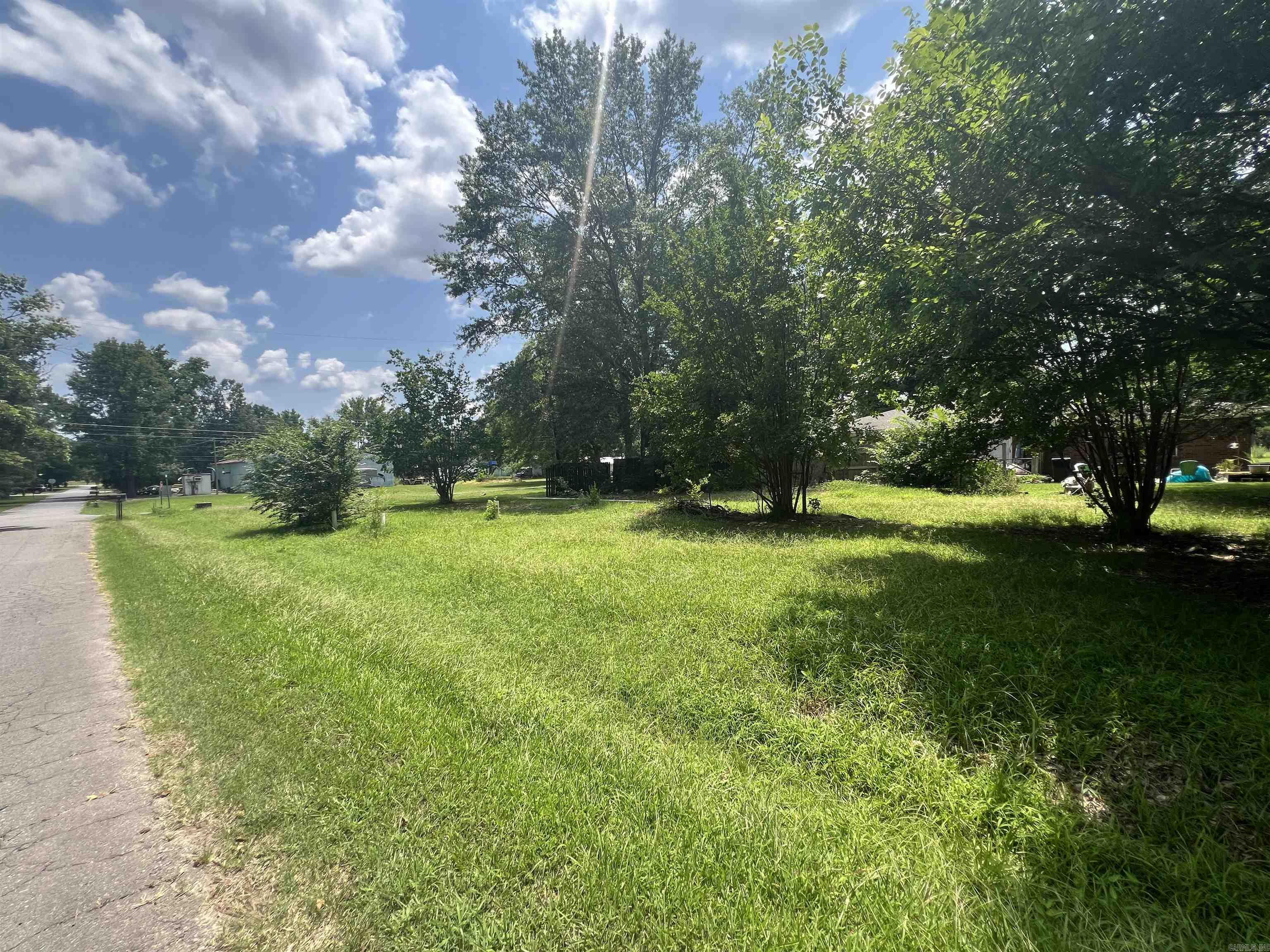 303  Washington  Ward, AR