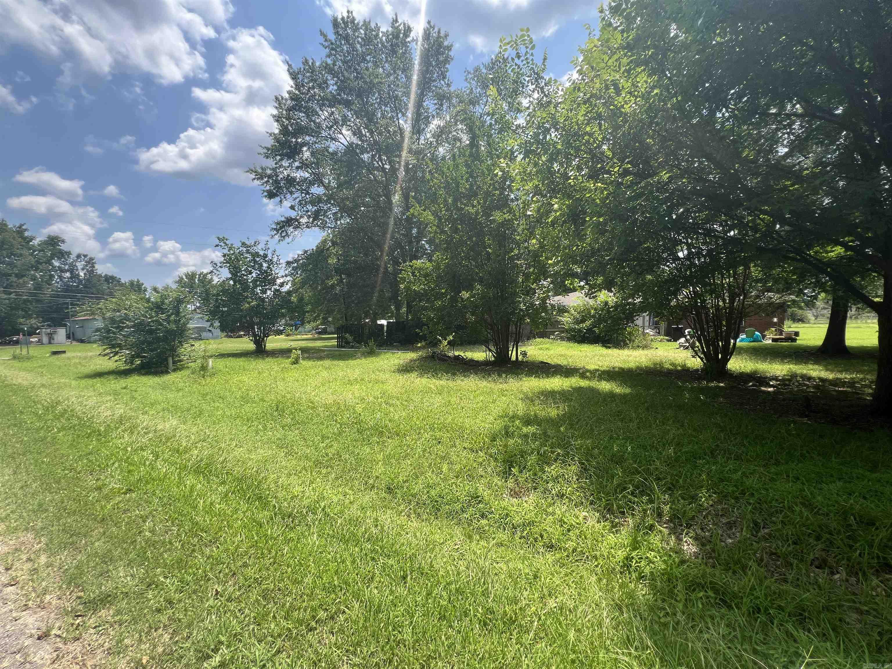 303  Washington  Ward, AR