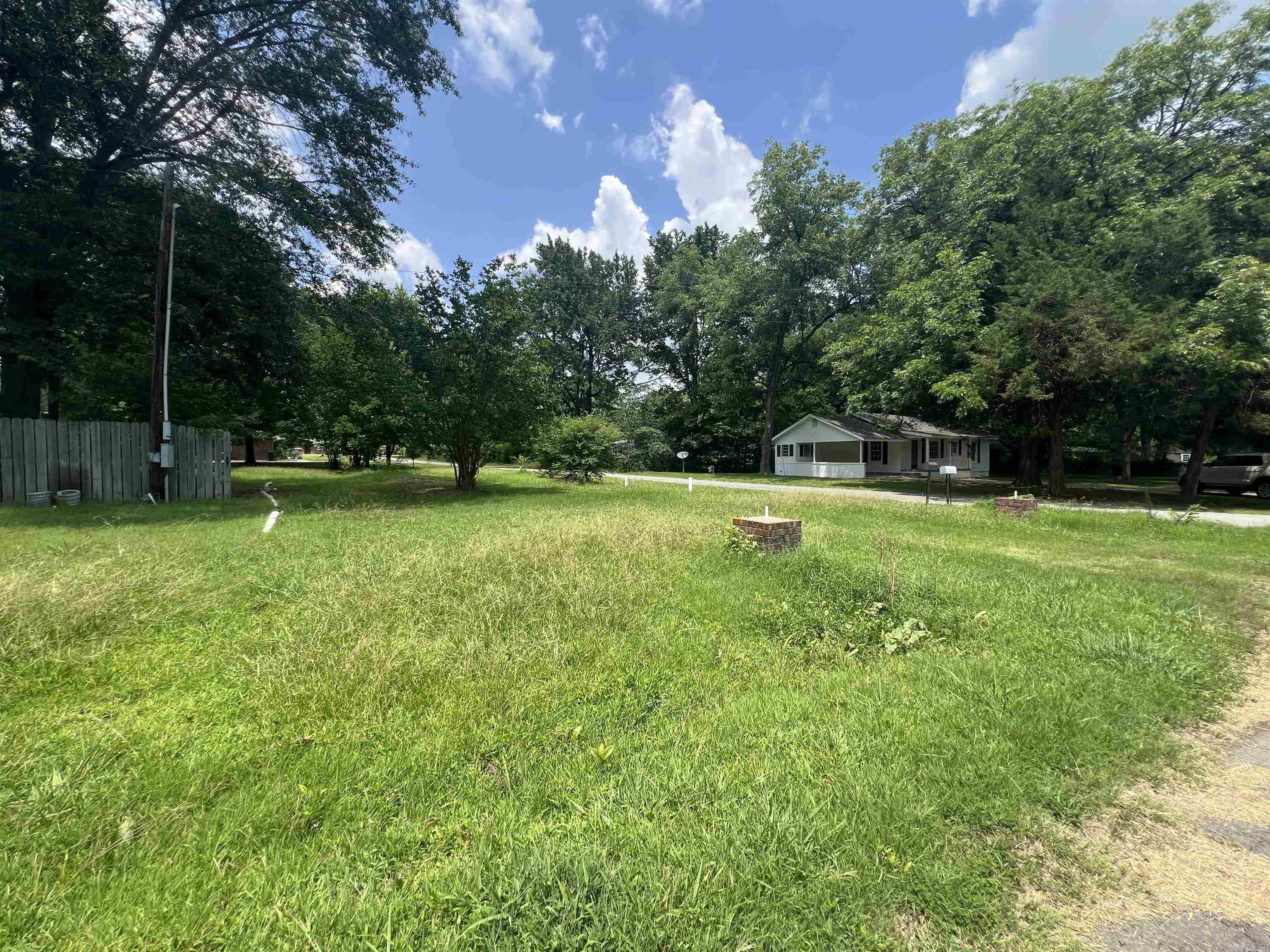 303  Washington  Ward, AR
