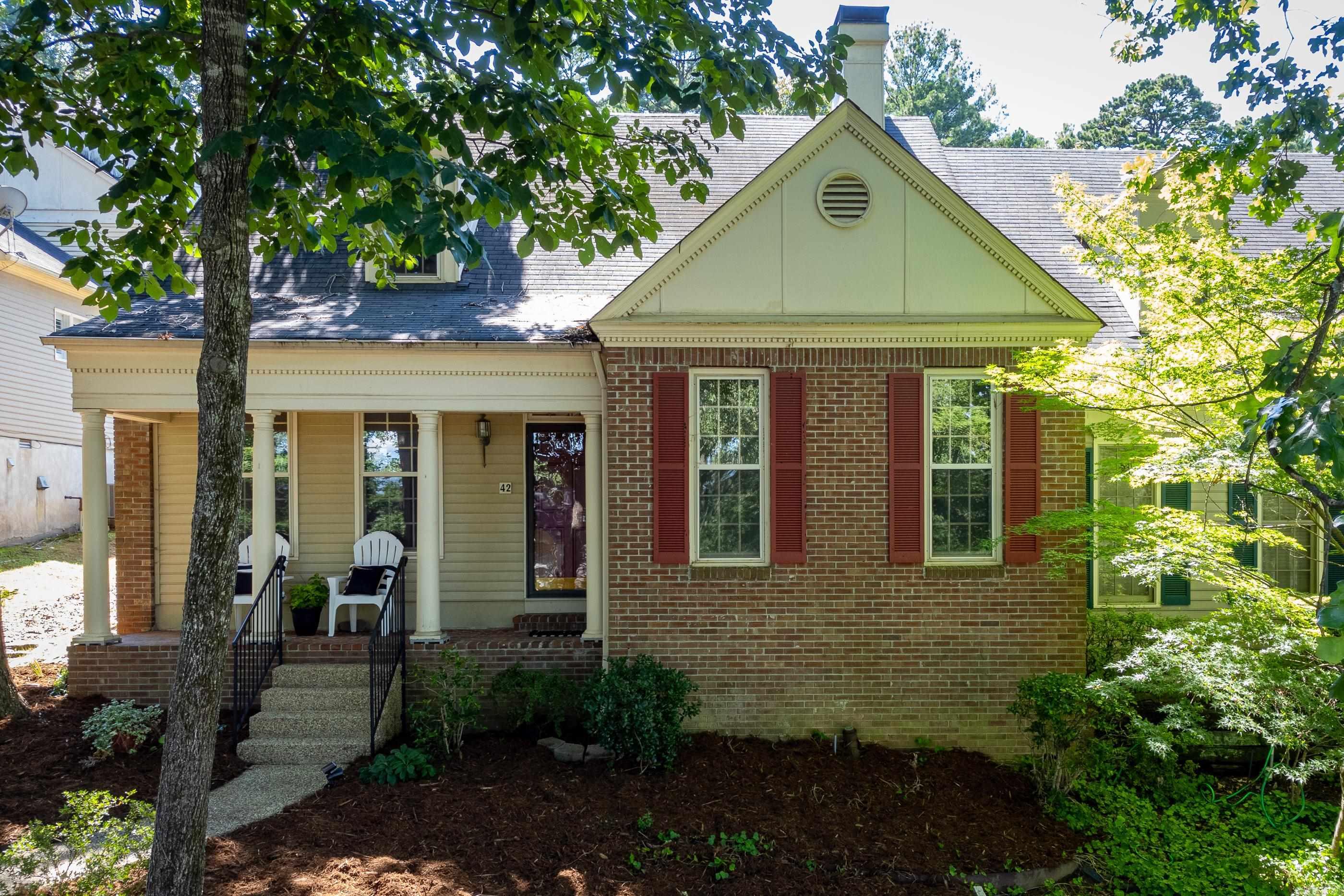 42  Windsor Court  Little Rock, AR
