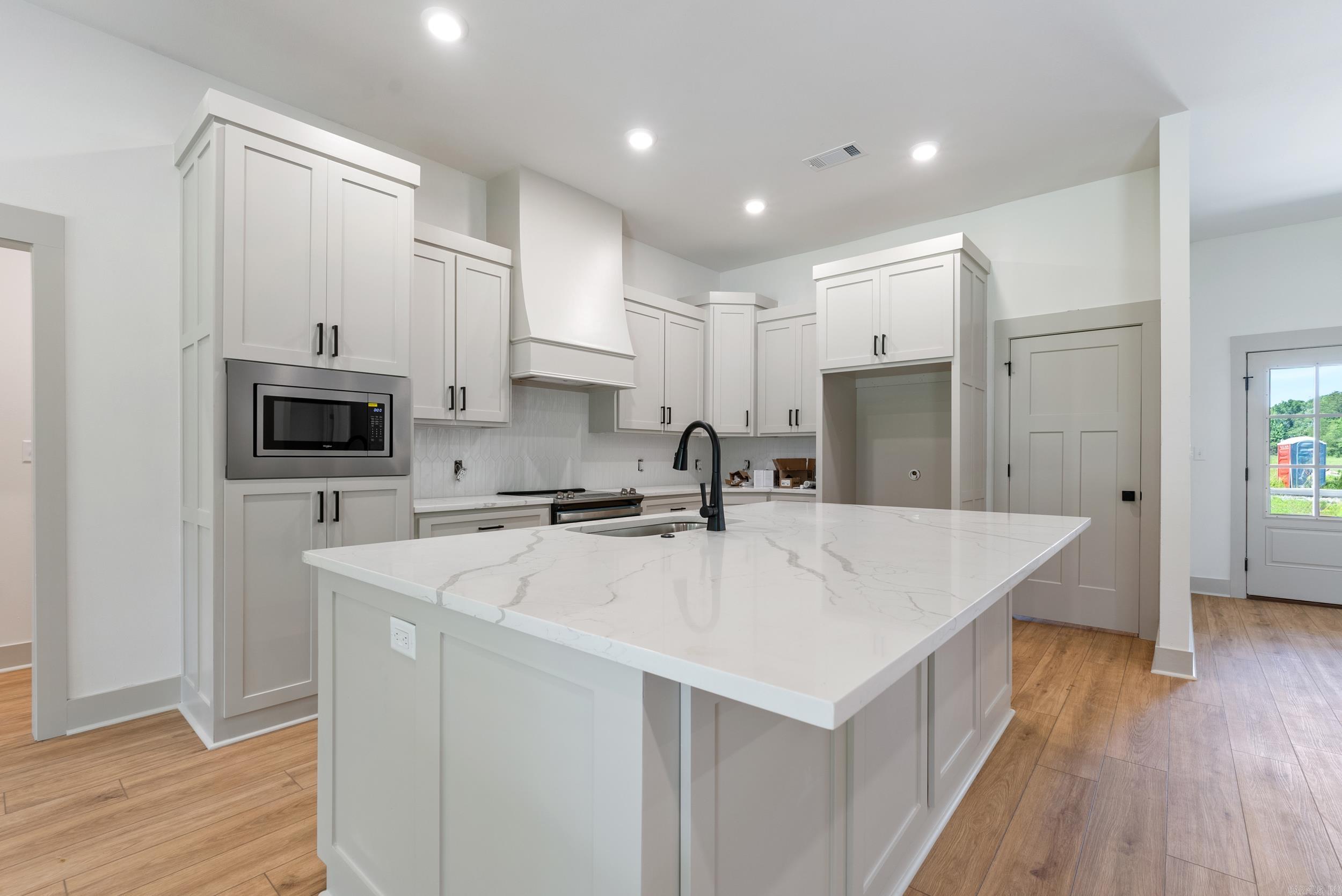 11  Ridgewood Drive  Greenbrier, AR