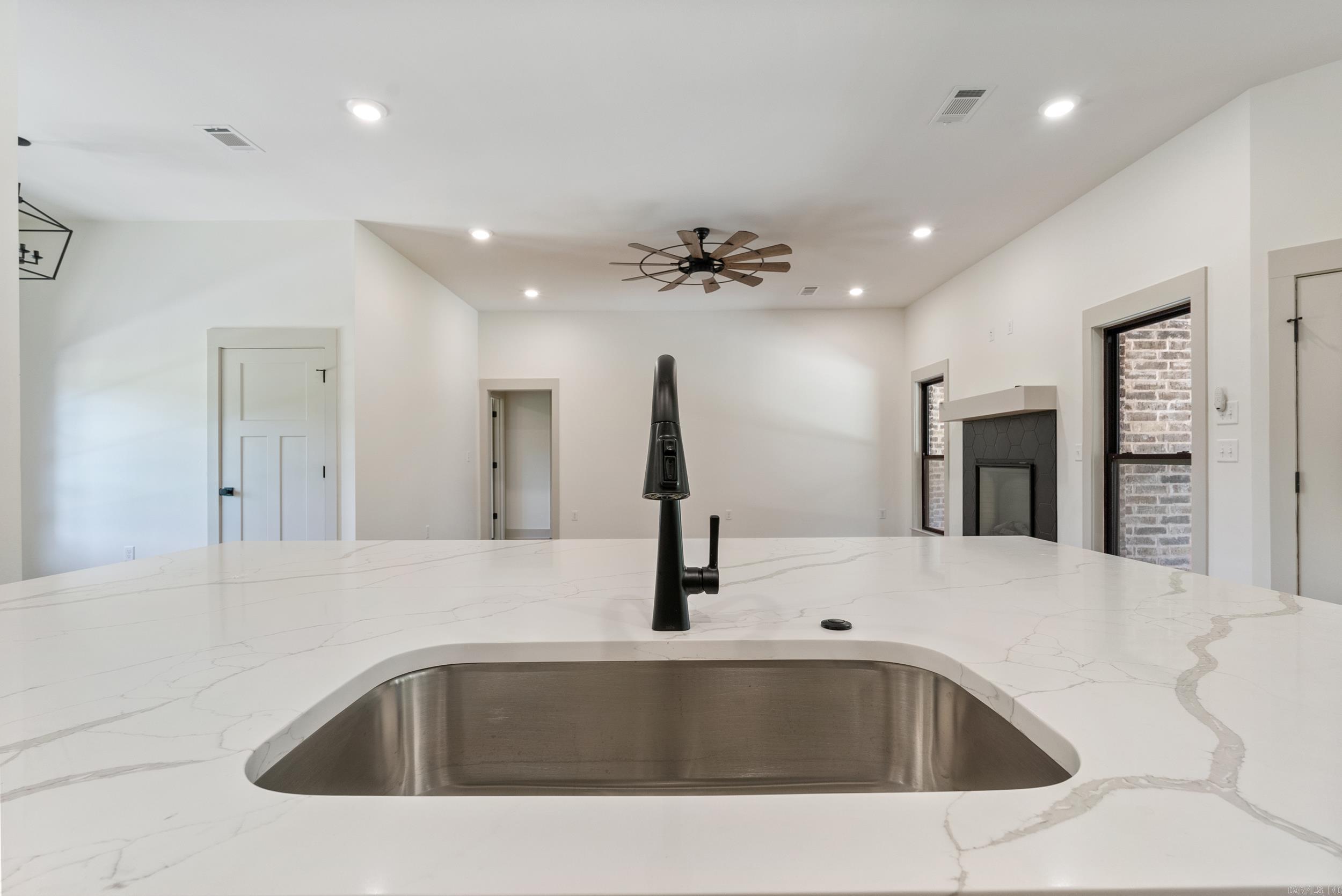 11  Ridgewood Drive  Greenbrier, AR
