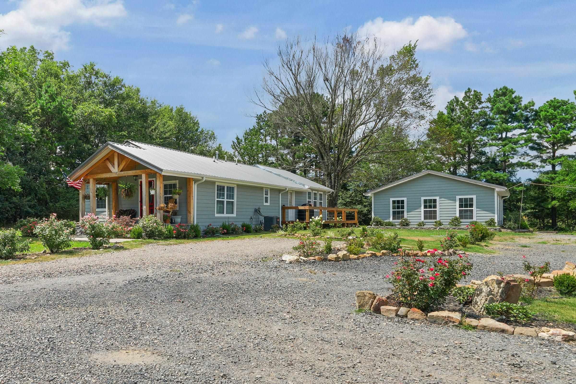 2911 Polk Rd 54