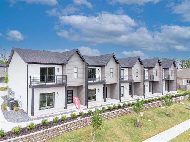 225  Country Club Parkway (24 Units)  Maumelle, AR