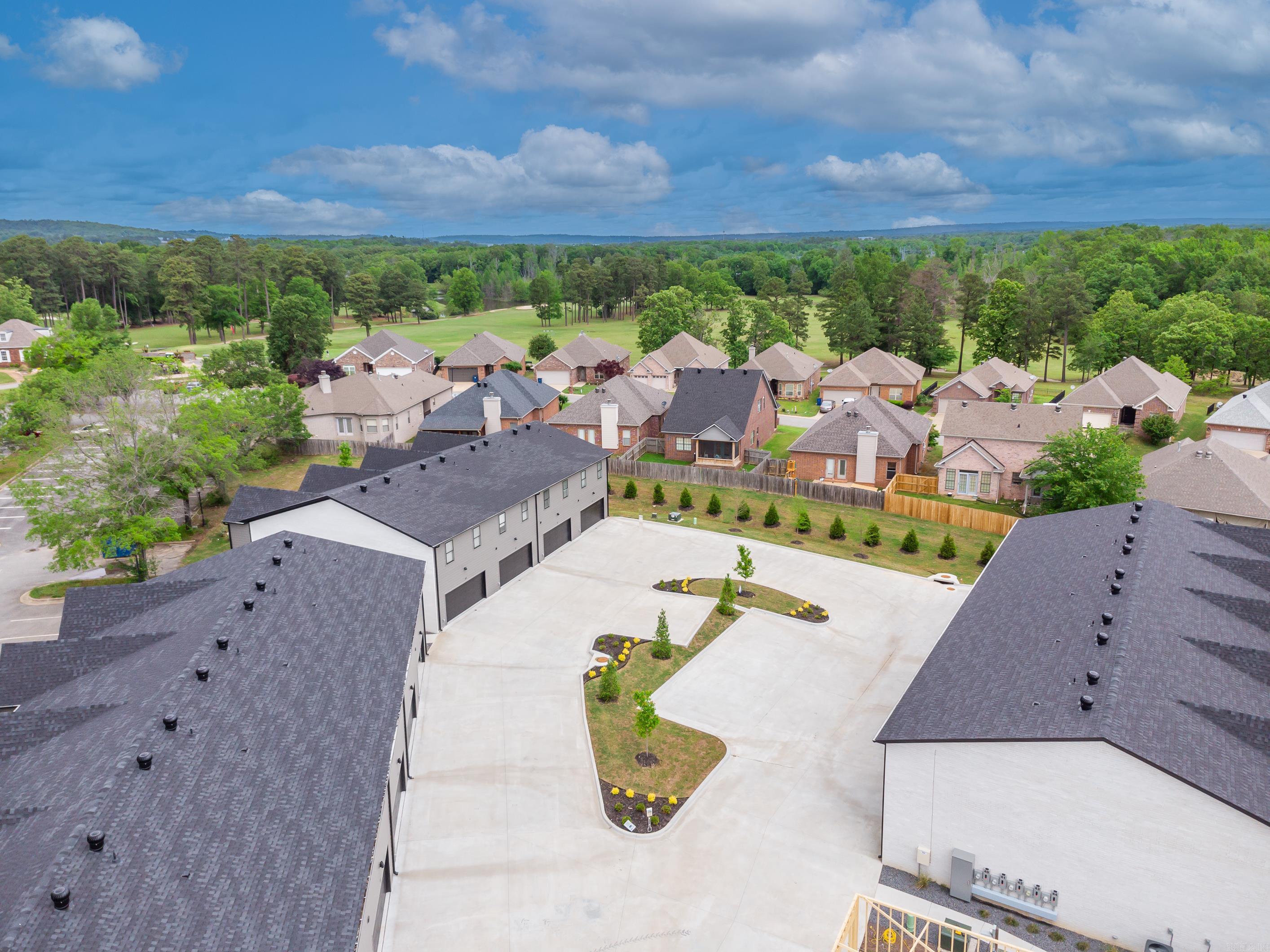 225 Country Club Parkway (24 Units) Maumelle, AR 72113