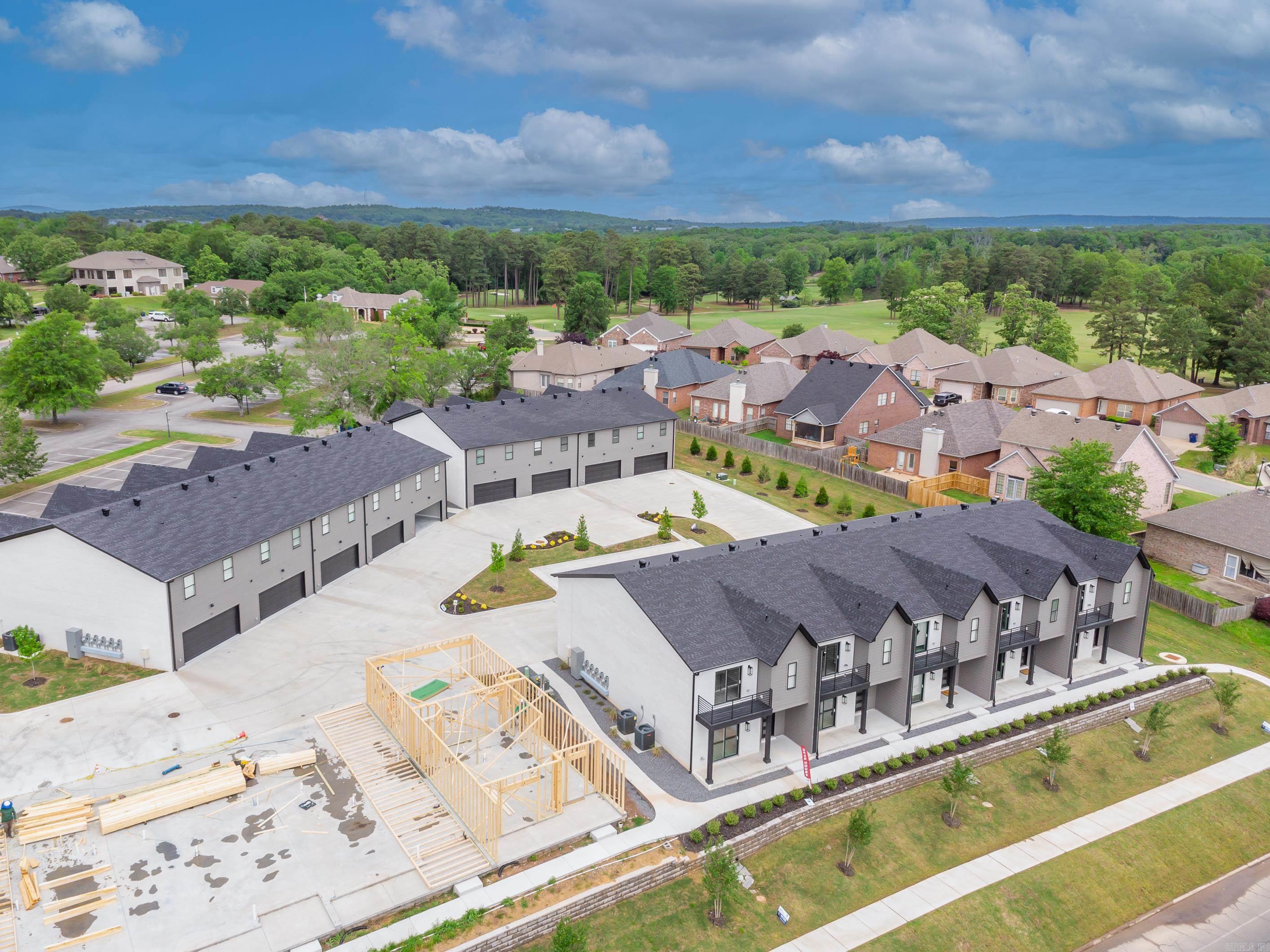 225 Country Club Parkway (24 Units) Maumelle, AR 72113