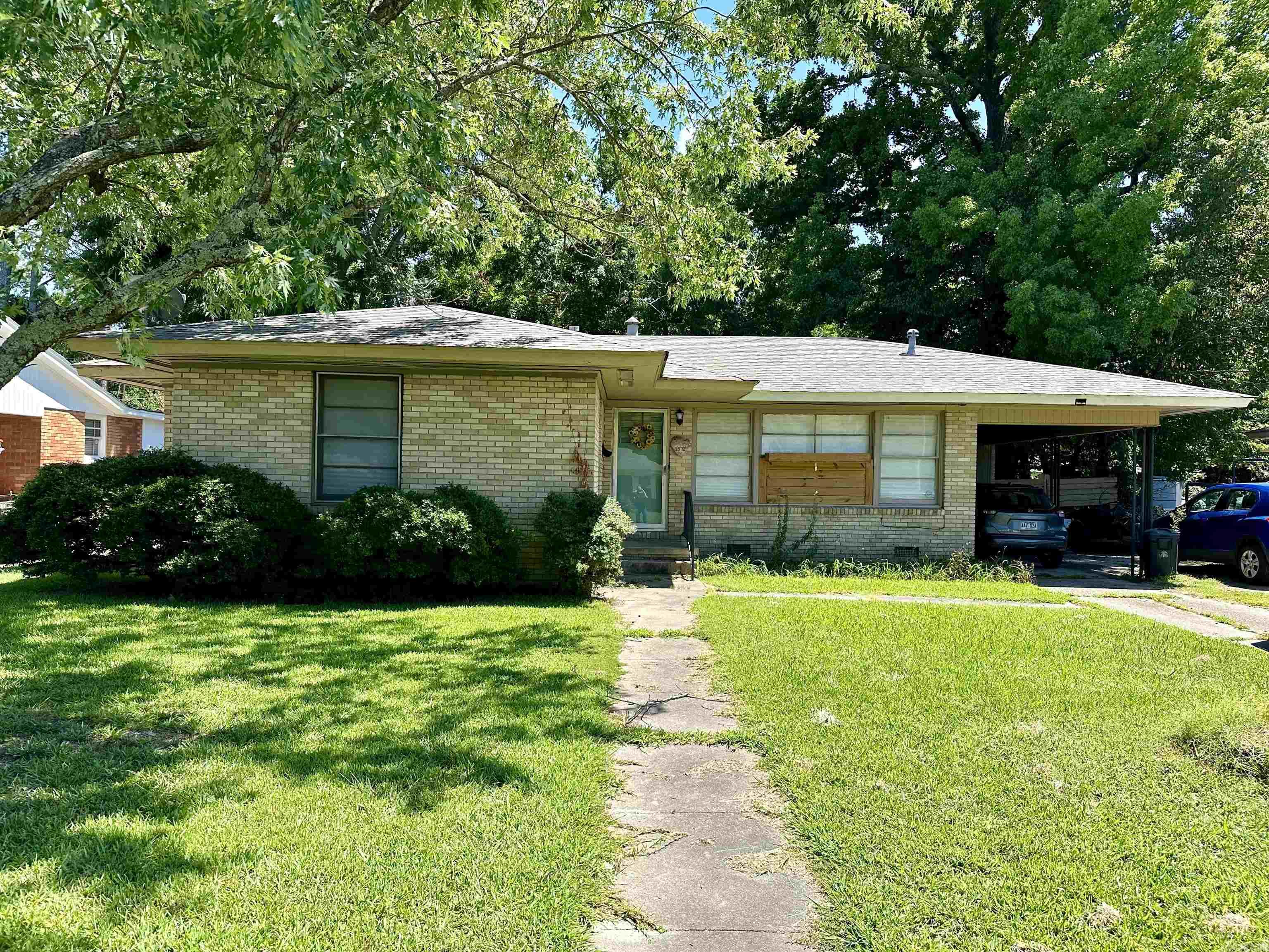 1512  W 23rd Ave  Pine Bluff, AR
