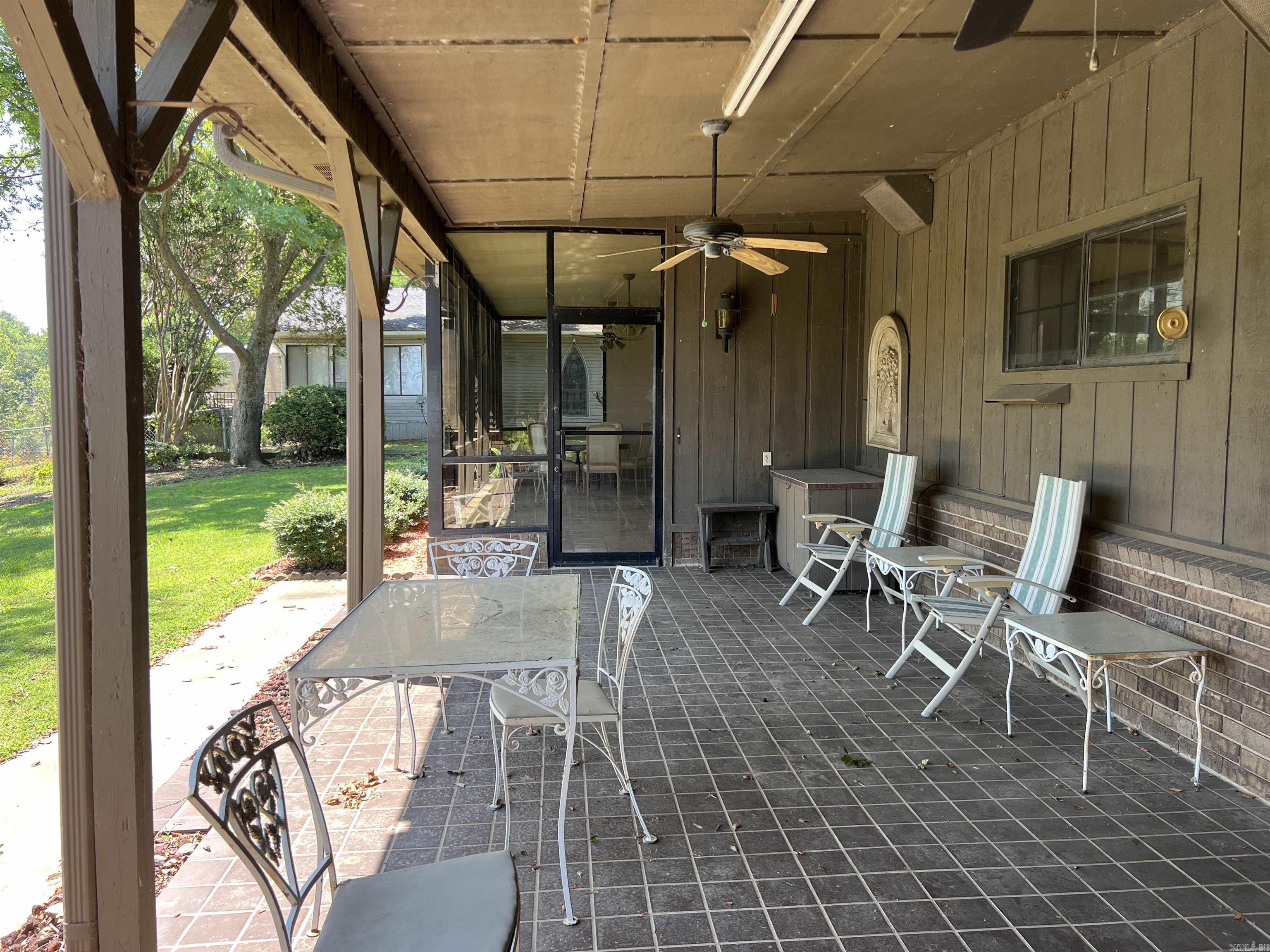 3111 Holiday Drive Pine Bluff, AR 71602