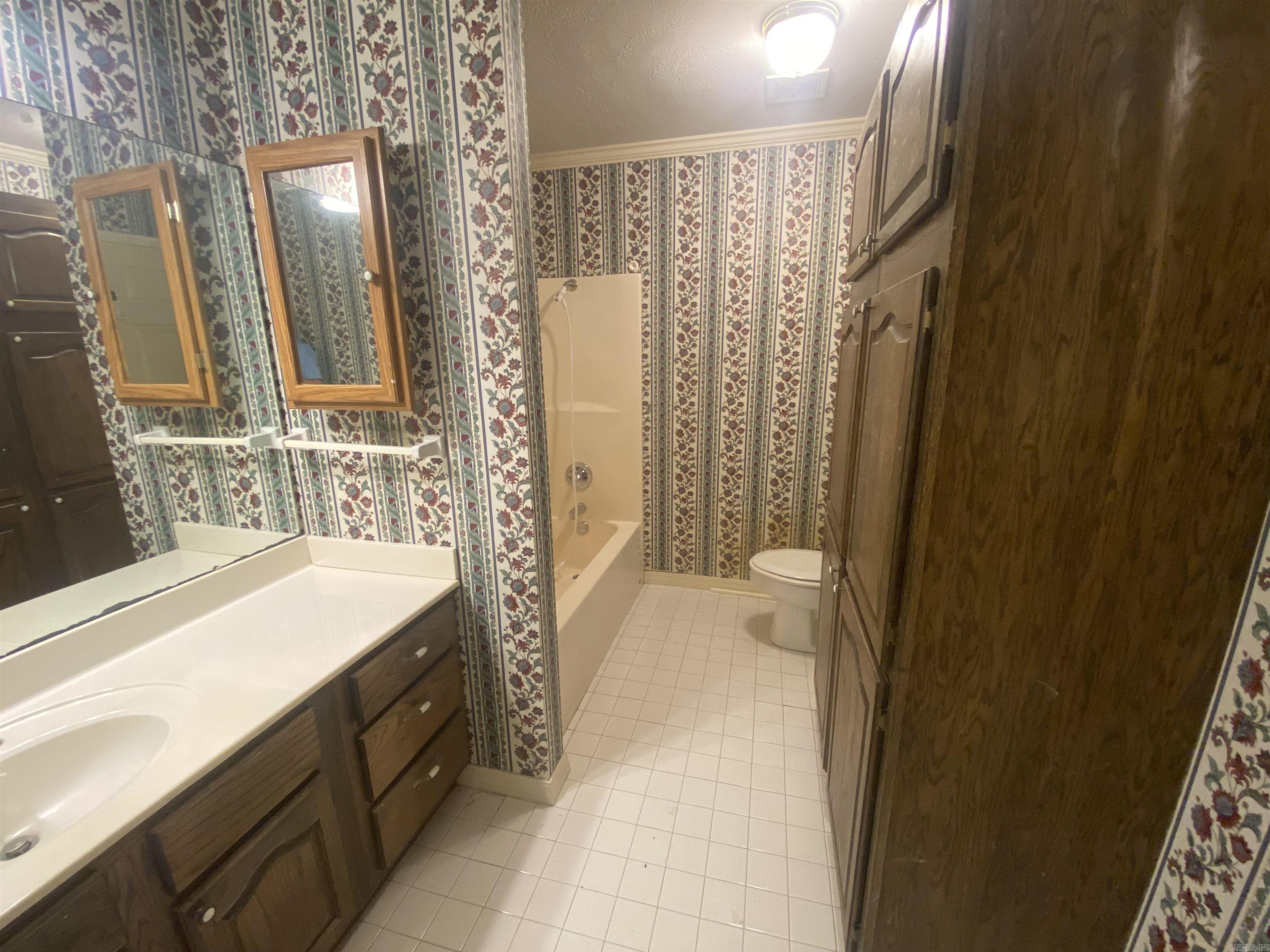 1  Mattison  Vilonia, AR