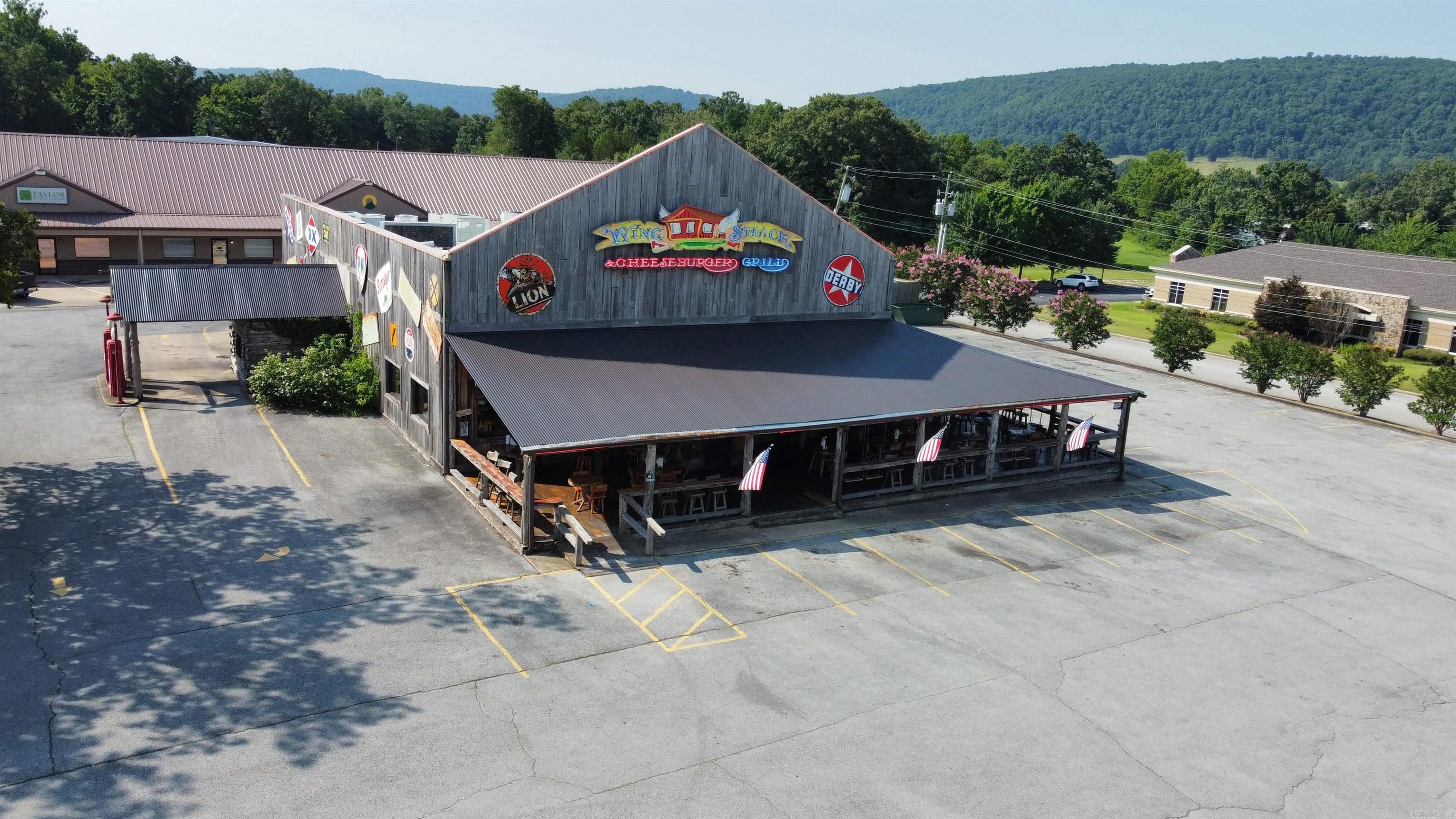 305  Sylamore Rd.  Mountain View, AR
