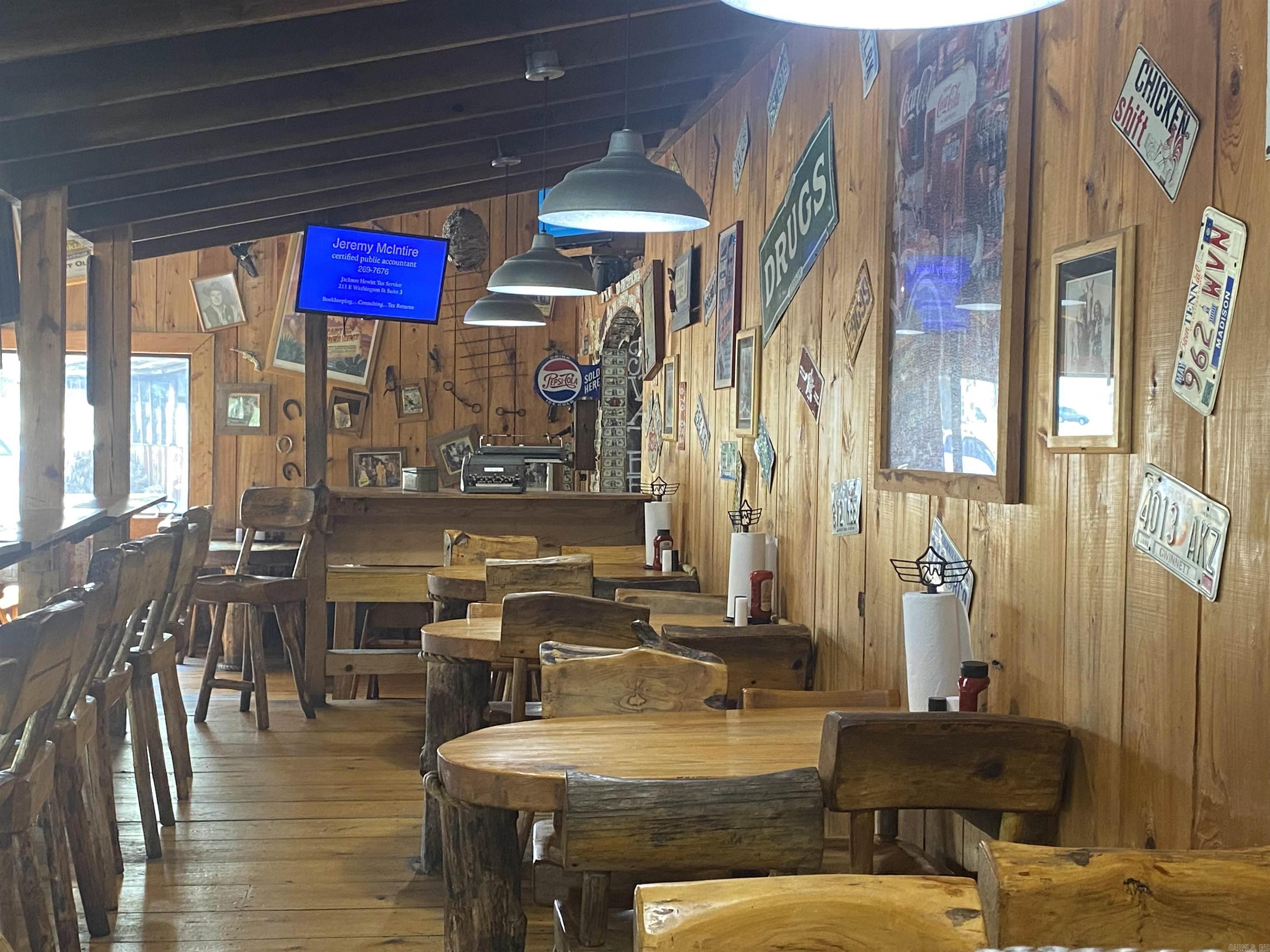 305  Sylamore Rd.  Mountain View, AR