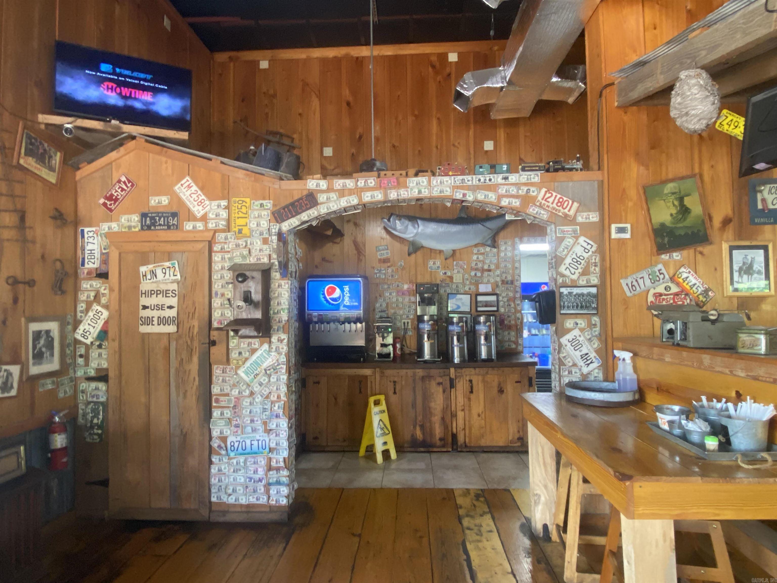 305  Sylamore Rd.  Mountain View, AR