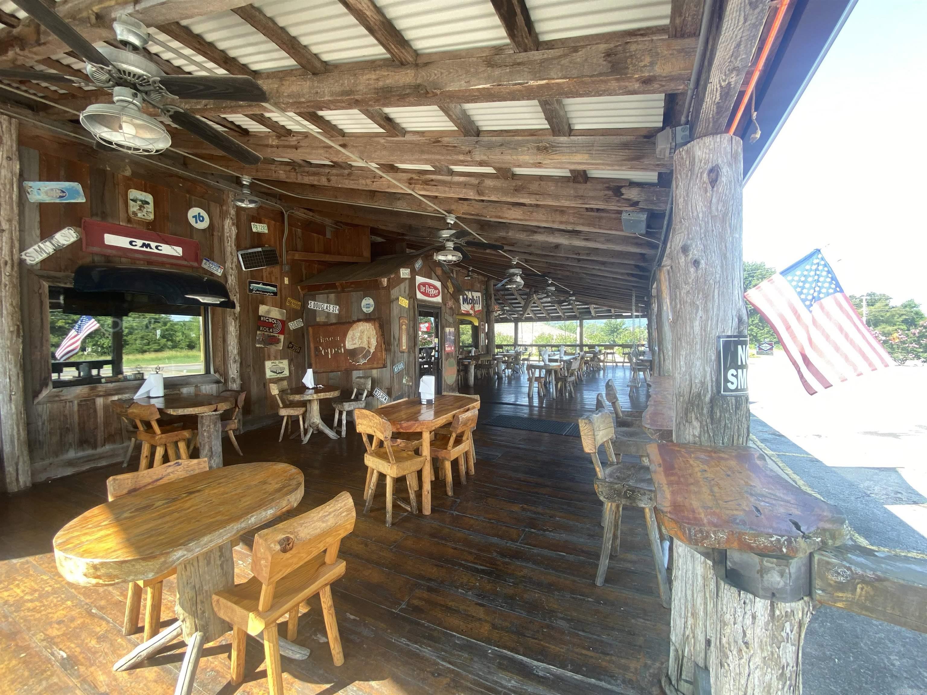 305  Sylamore Rd.  Mountain View, AR