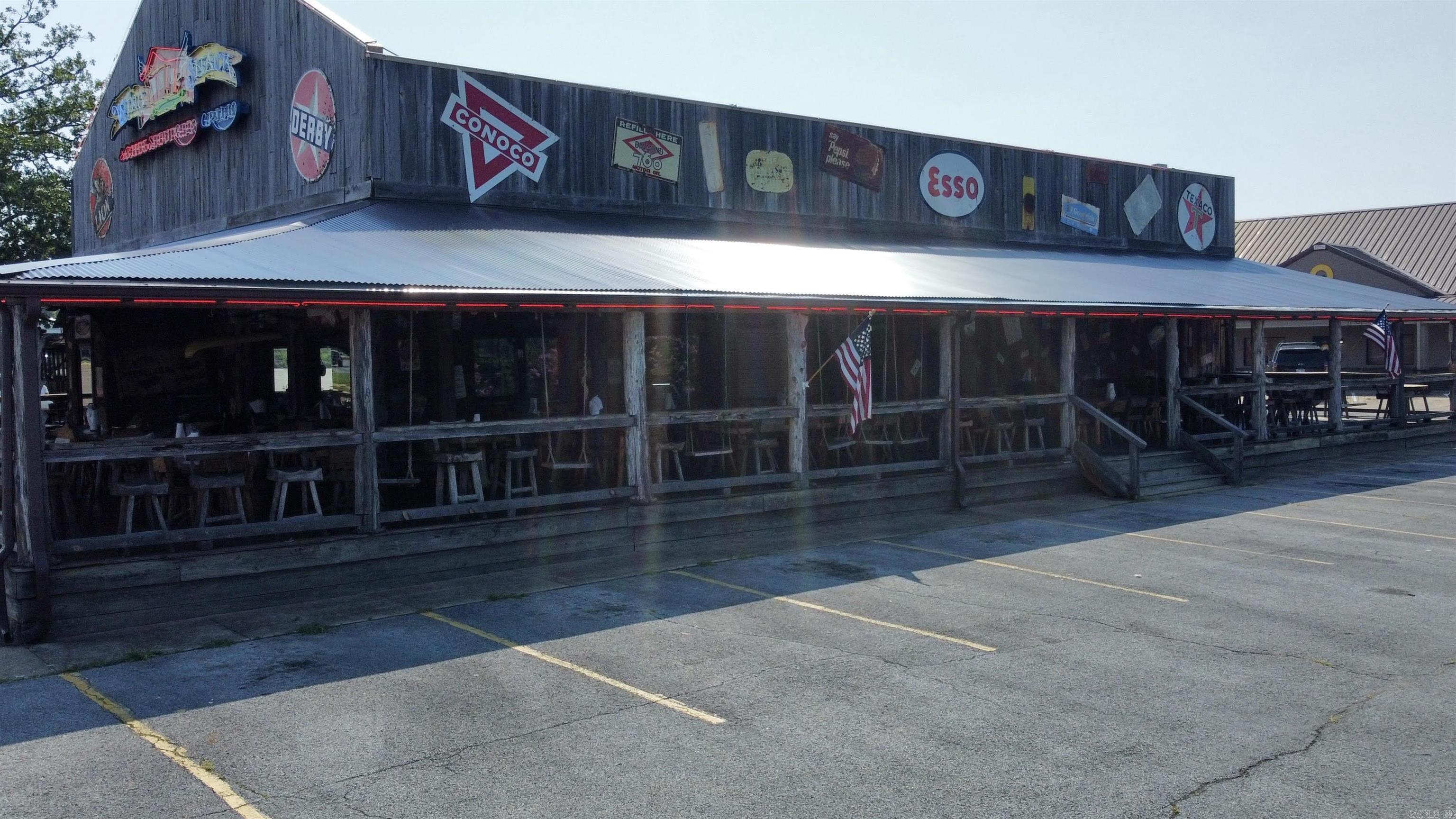 305  Sylamore Rd.  Mountain View, AR