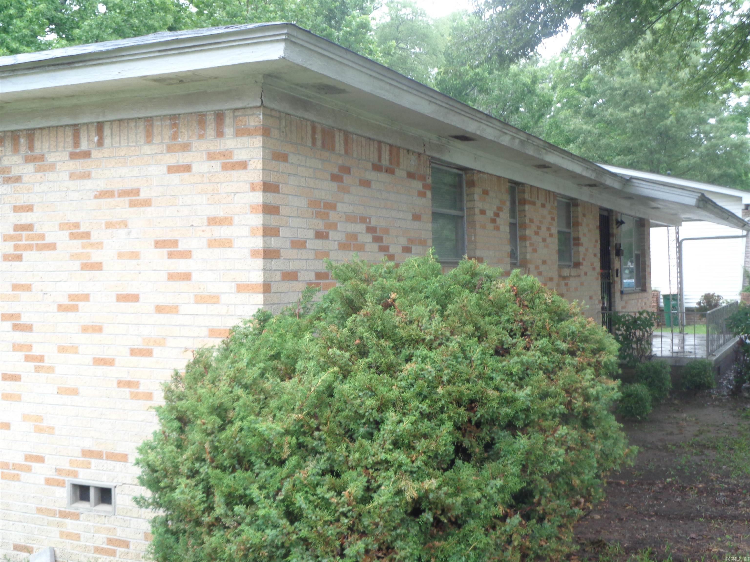 2400  Howard  Little Rock, AR