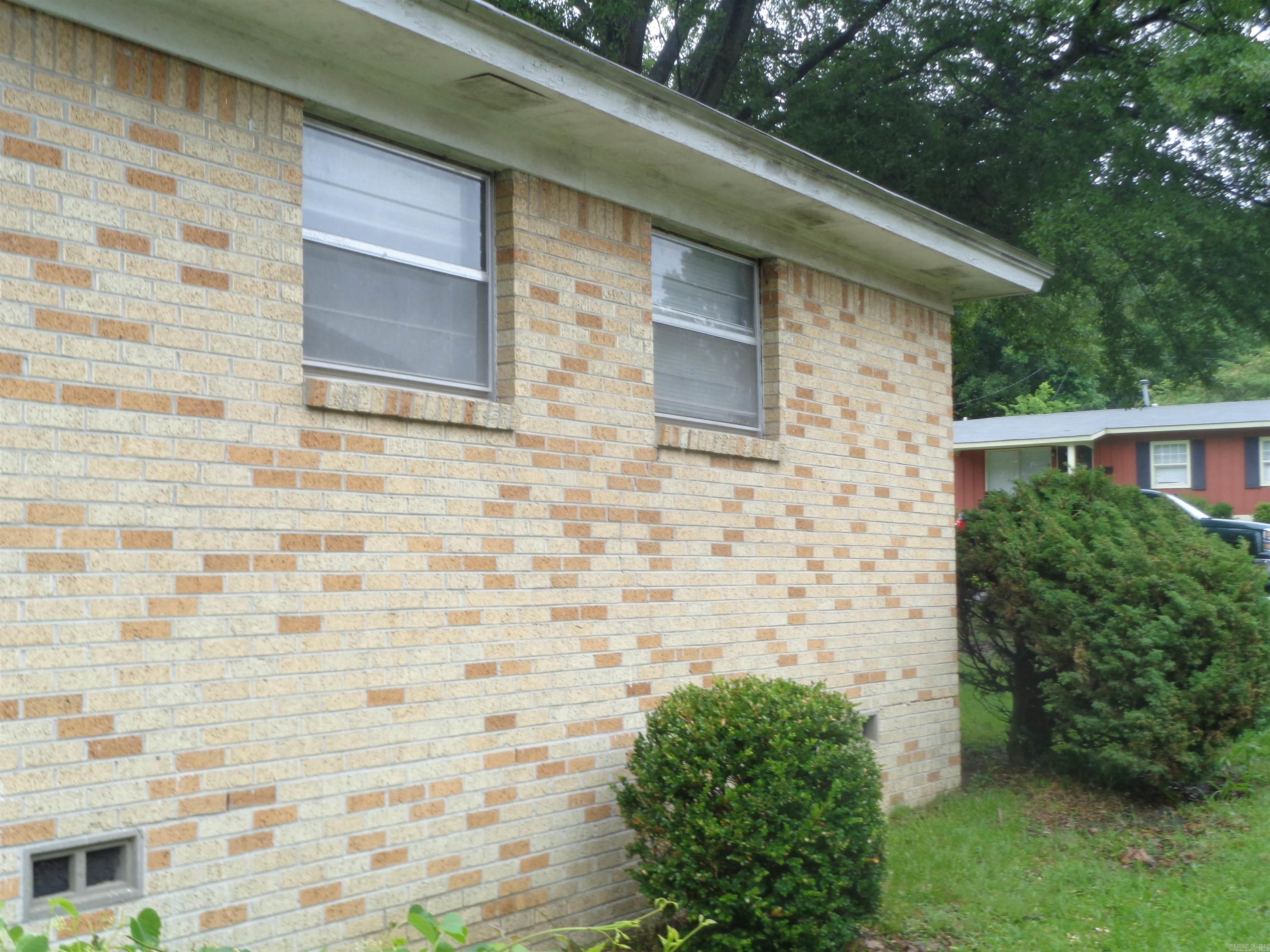 2400  Howard  Little Rock, AR