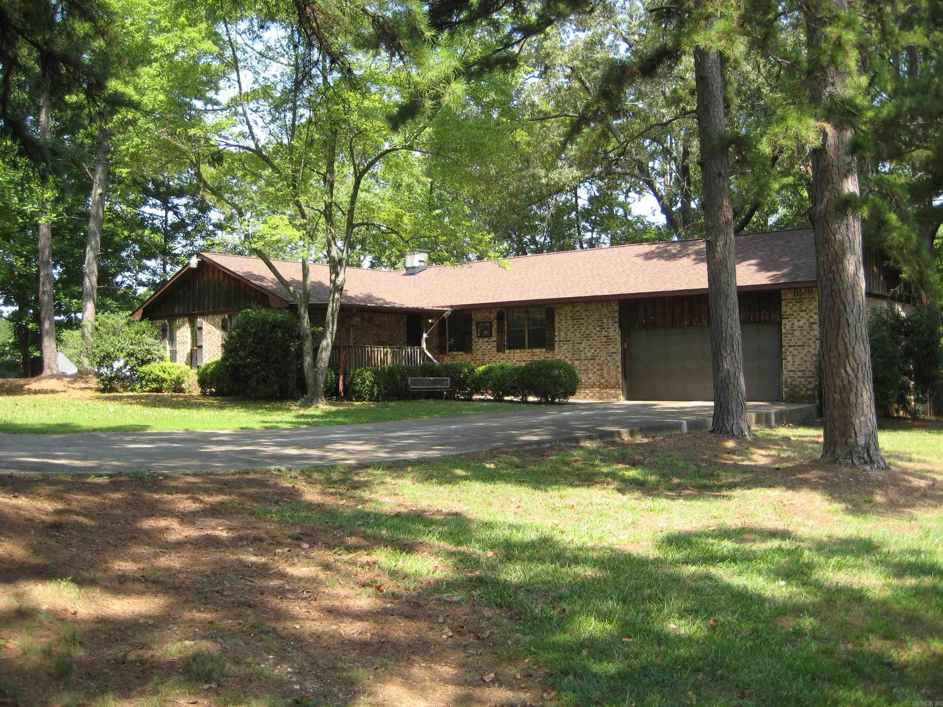 901 Hastey Avenue