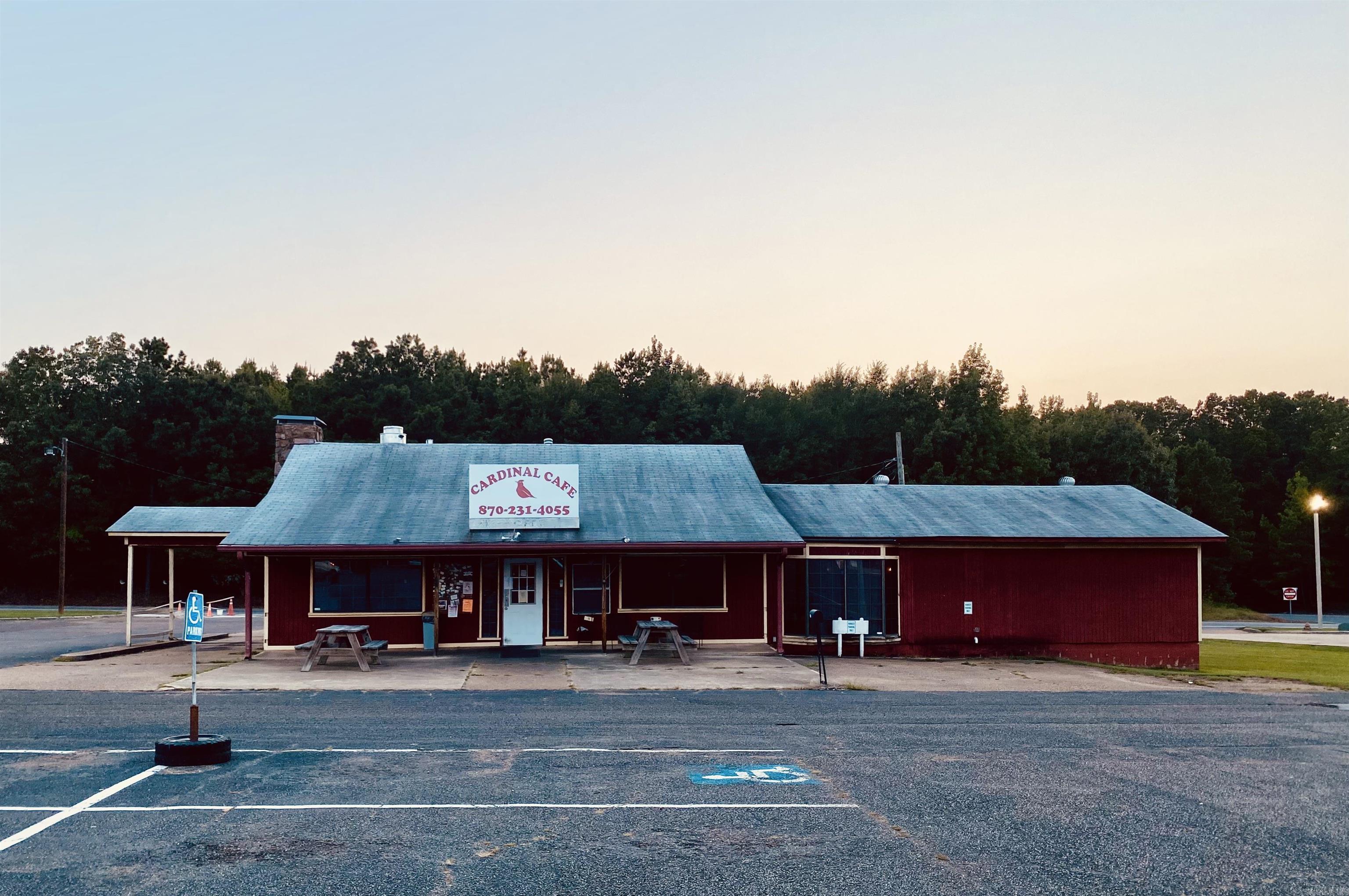 2735 SW Cash  Camden, AR