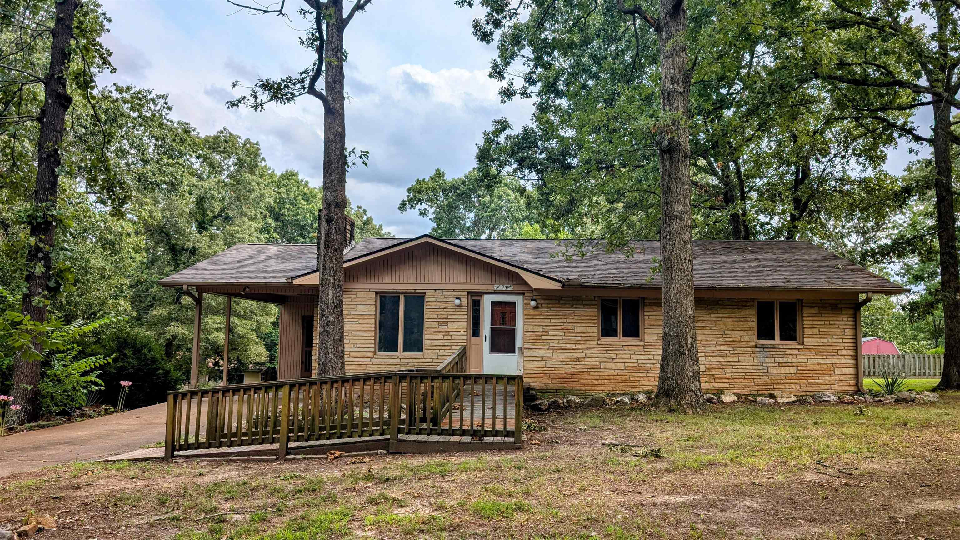205  Ruby  Horseshoe Bend, AR