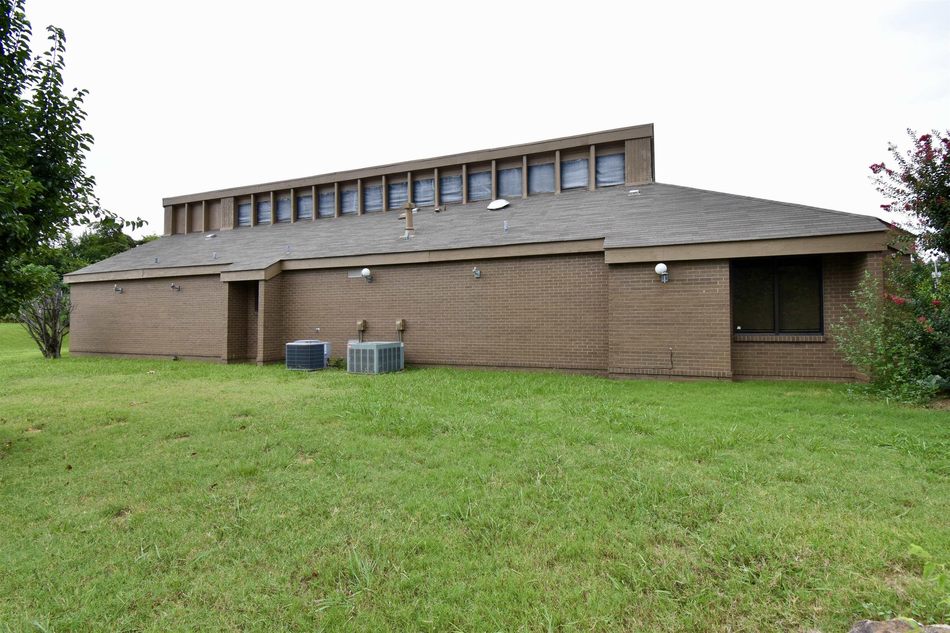 810  Newman (A)  Helena, AR