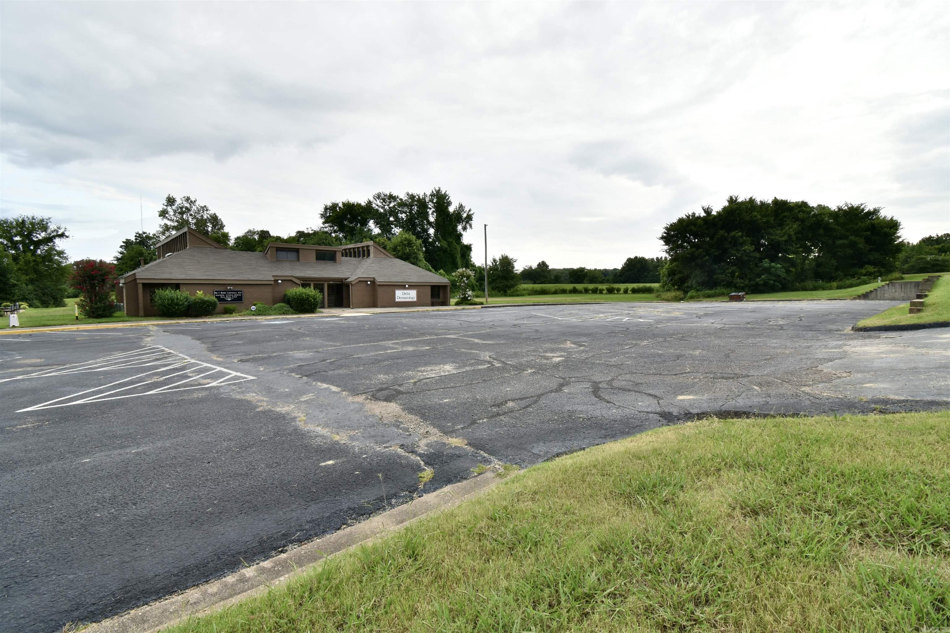 810  Newman (A)  Helena, AR
